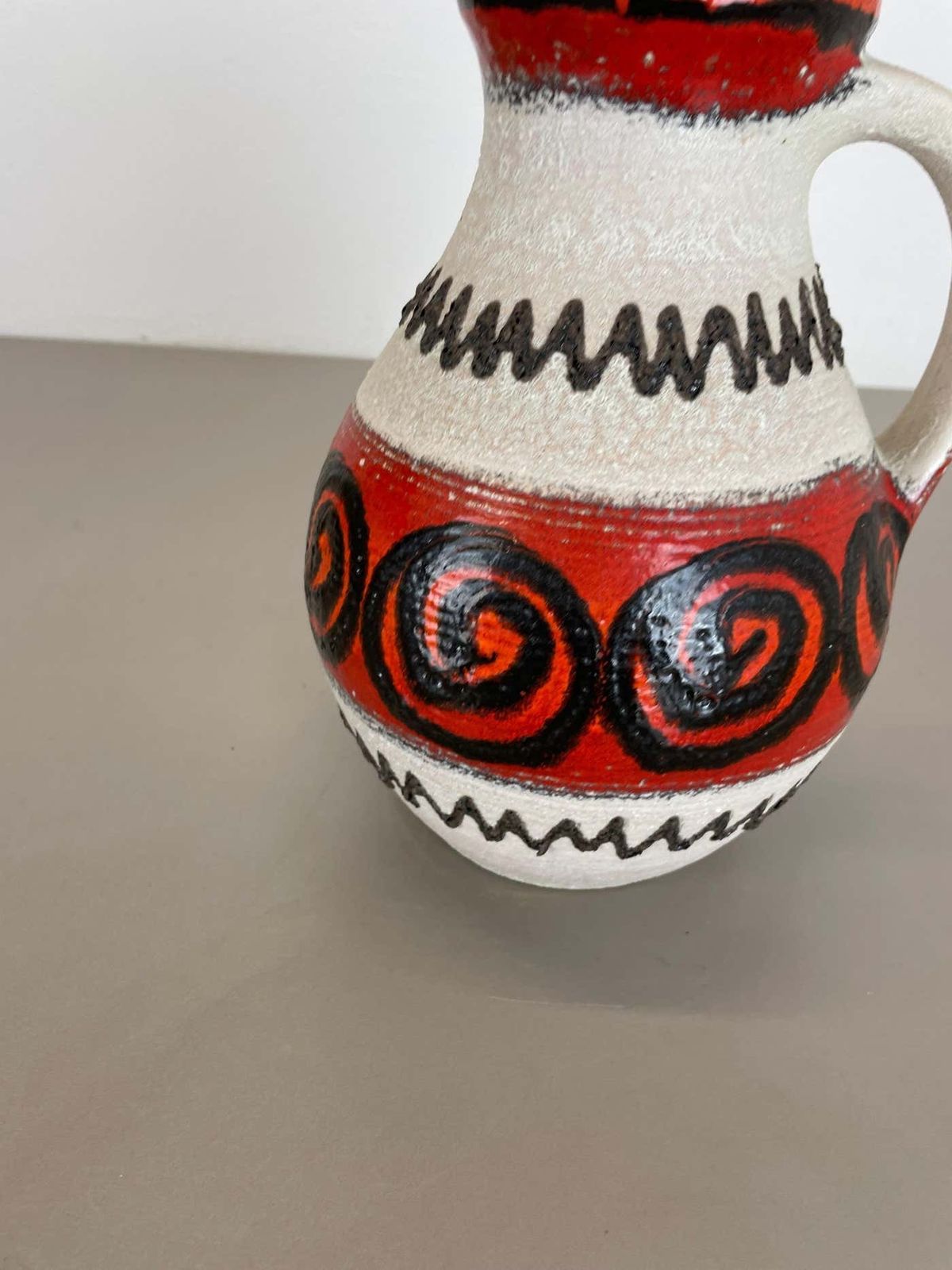 photo furniture Red White Ceramic Brutalist Vase Fat Lava Carstens Tönnieshof, Germany, 1970s
