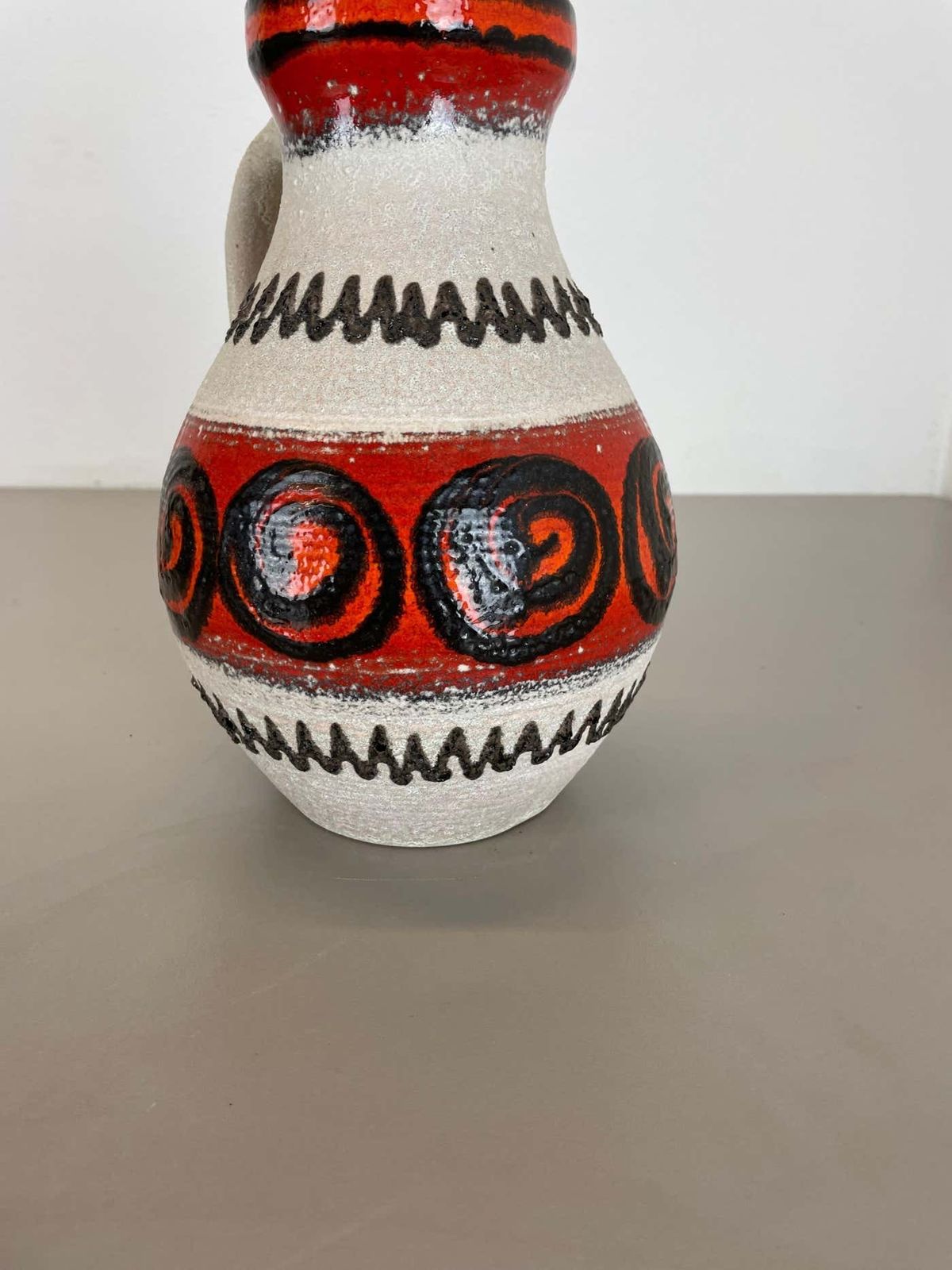 photo buy Red White Ceramic Brutalist Vase Fat Lava Carstens Tönnieshof, Germany, 1970s