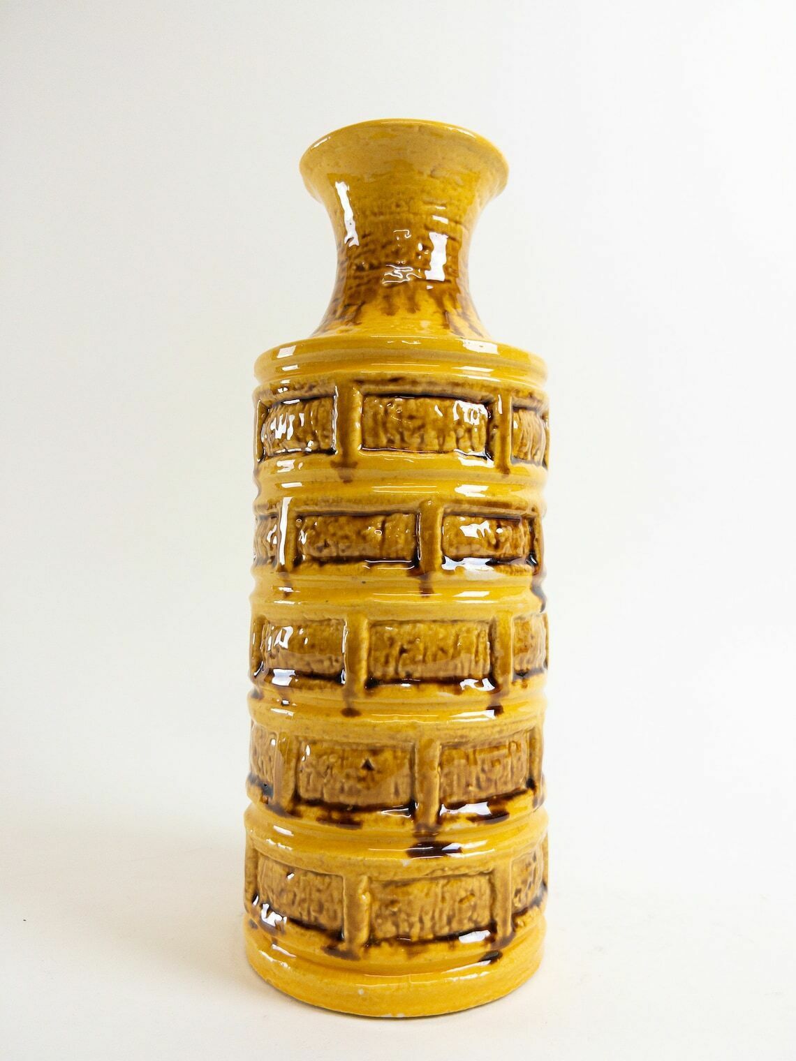 West German Pottery   Yellow Ceramic Vase By übelacker Keramik   Mid Century Modern Design   ü Keramik Form 509 30 photo vinterior