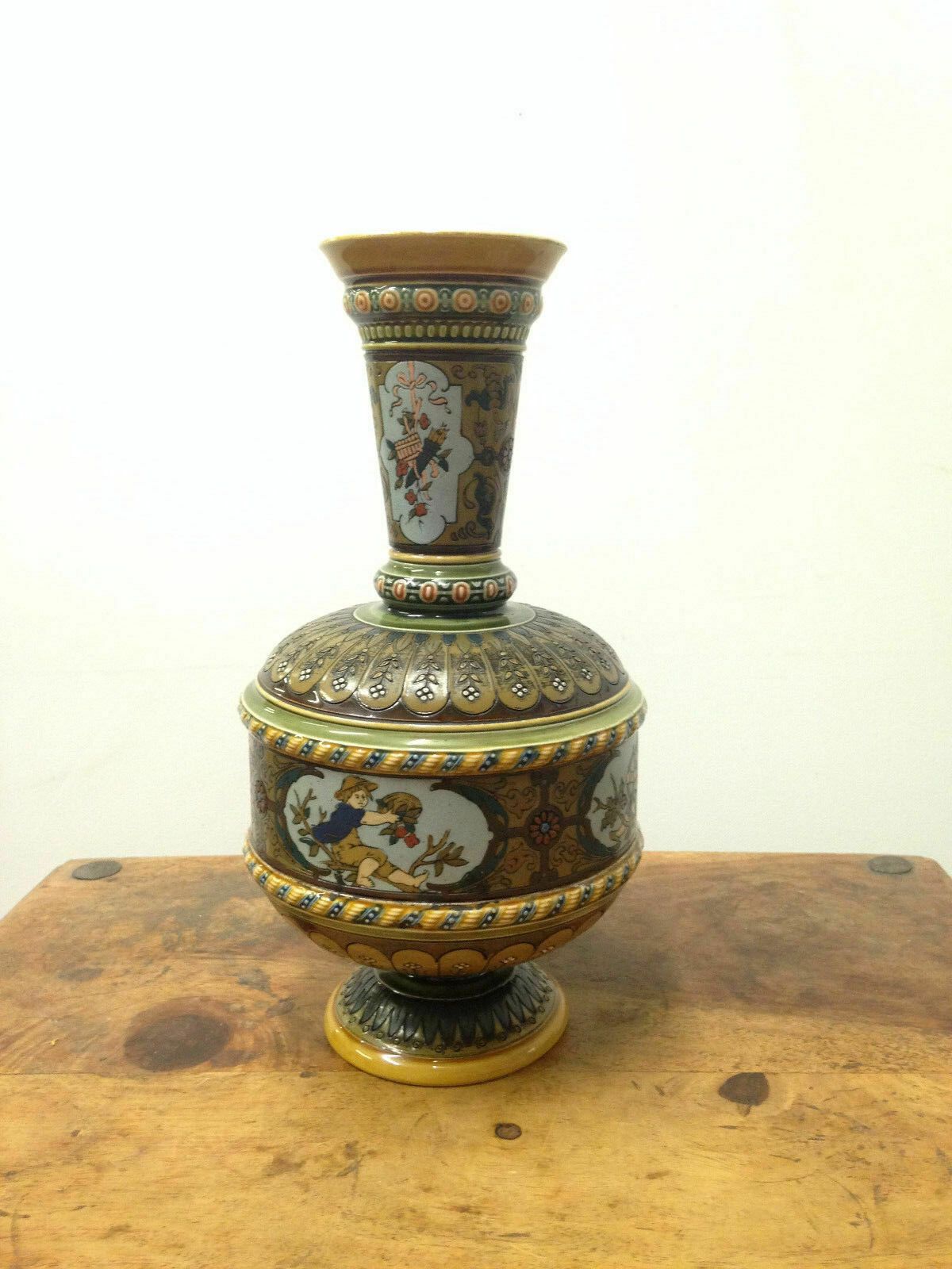 Superb Villeroy And Boch Mettlach Art Nouveau Very Fine Quality Vase C.1890 1591