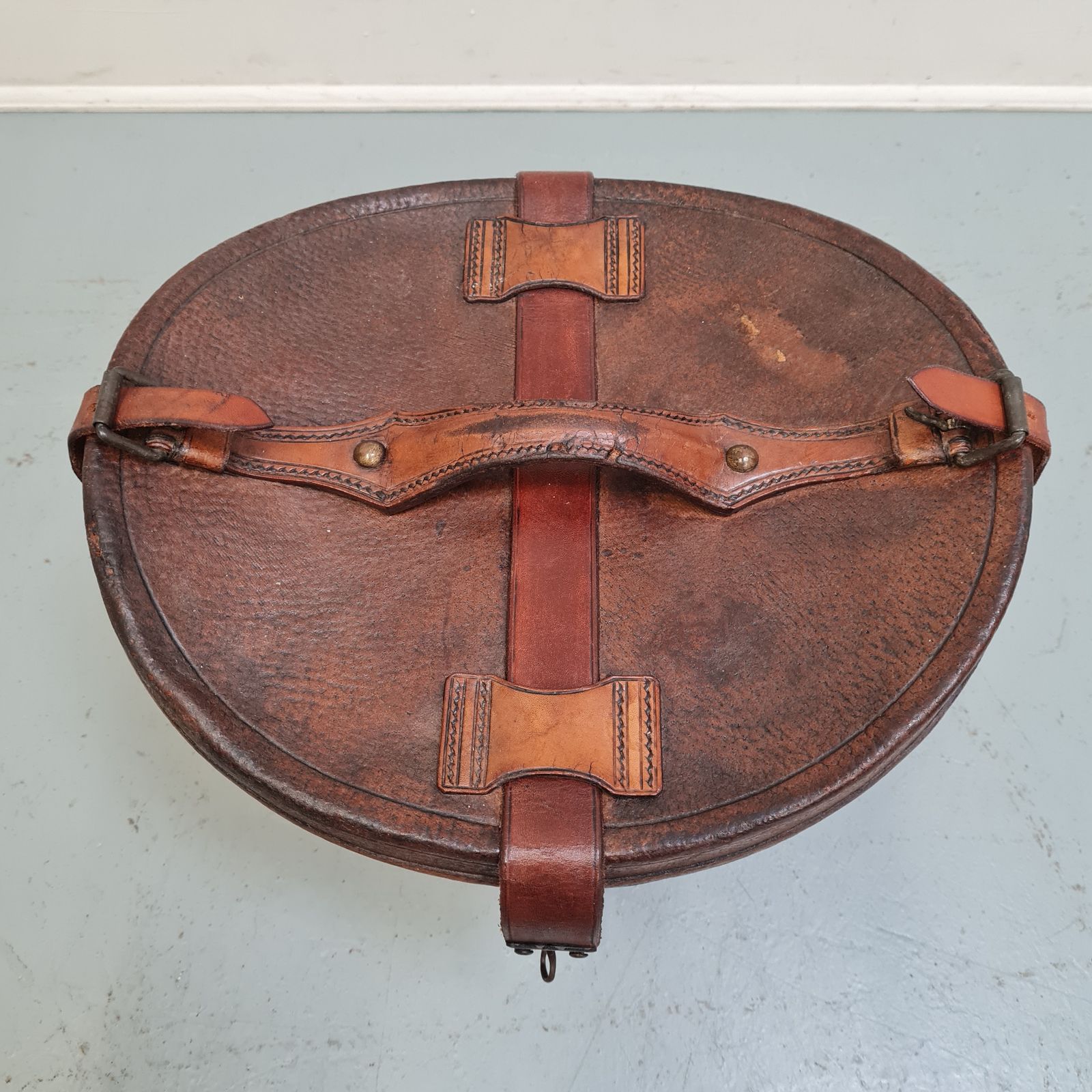 Smart French Leather Hatbox C1900 Free Delivery Uk photo Home Decor