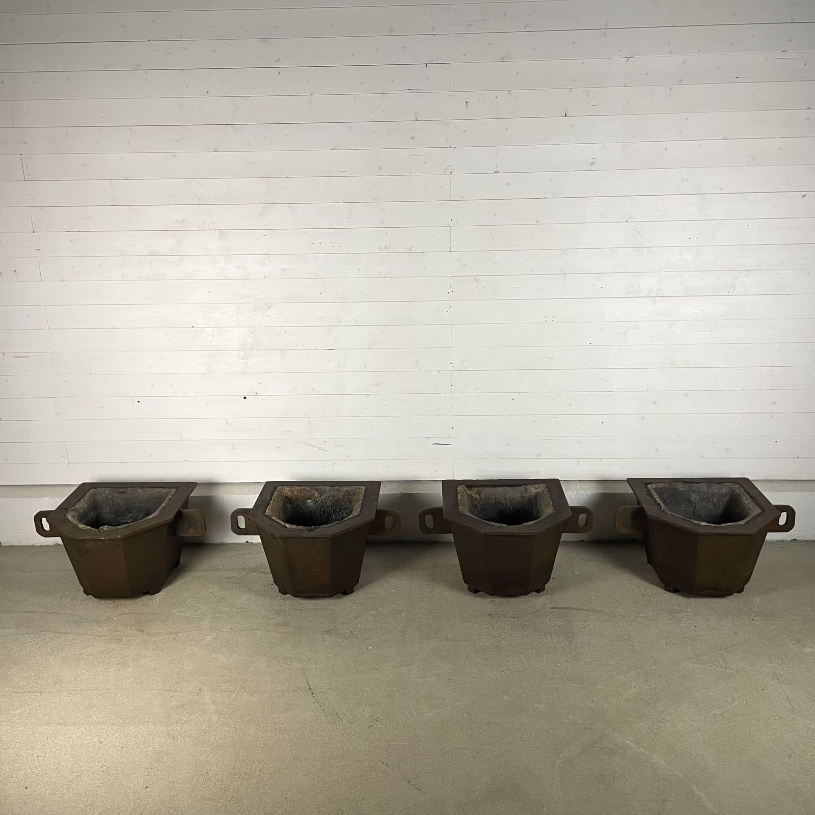 Set Of 4 Heavy Duty Steel Foundry Pots photo furniture