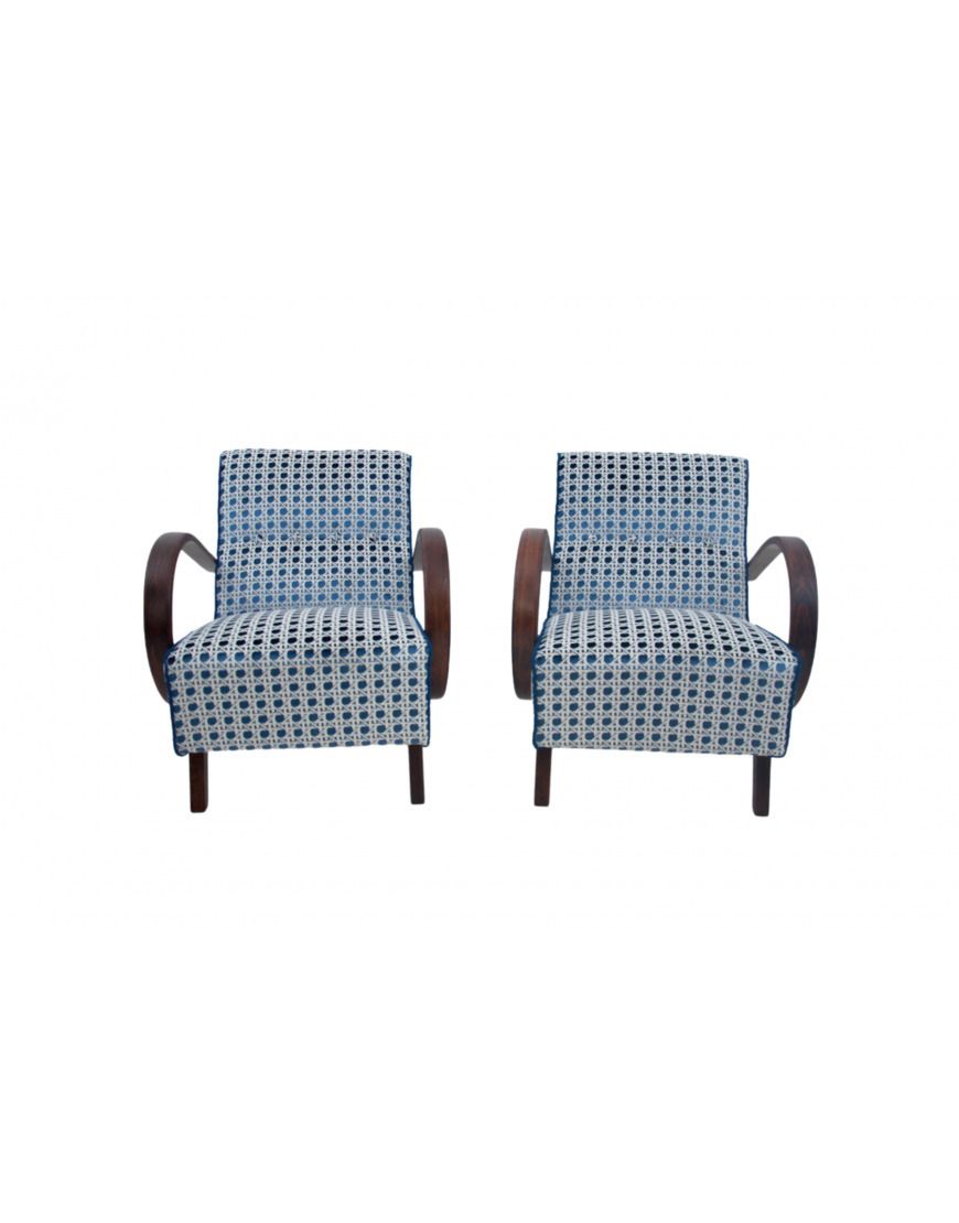 2233.0 A Pair Of Art Deco Armchairs From The 1930s. Armchairs Designed By J. Halabala. photo