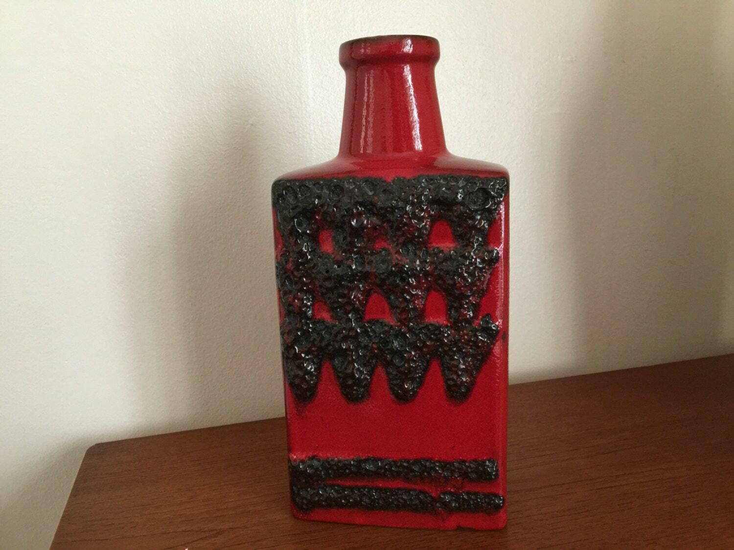 Big West Germany Fat Lava Vase, Red & Black, 1960s / 1970s, Space Age European Mid Century Modern Studio Ceramics