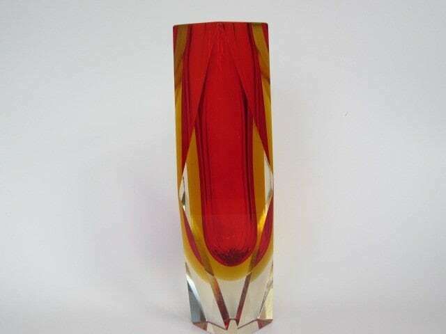photo furniture Xxl Space Age Geometric Murano Sommerso Red & Amber Art Glass Vase