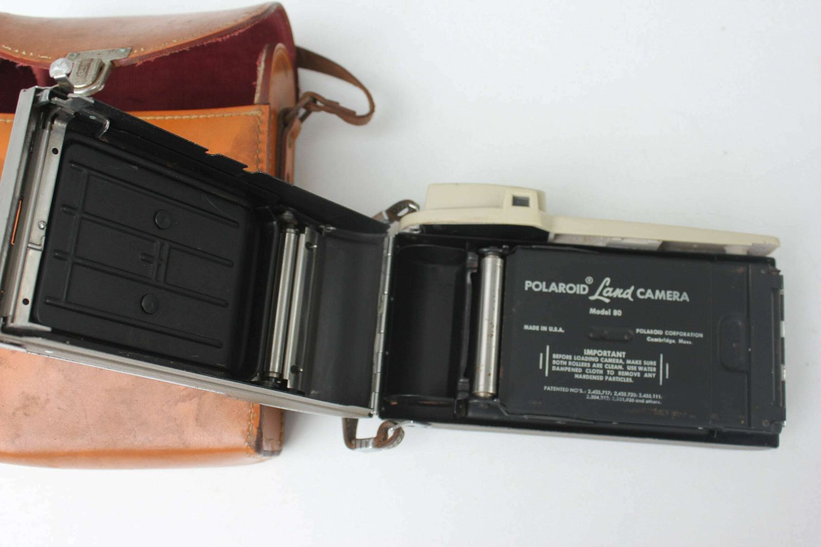 Vintage Polaroid Land Camera Model 80a With Case Folding Photo Camera Collectible Camera photo vintage