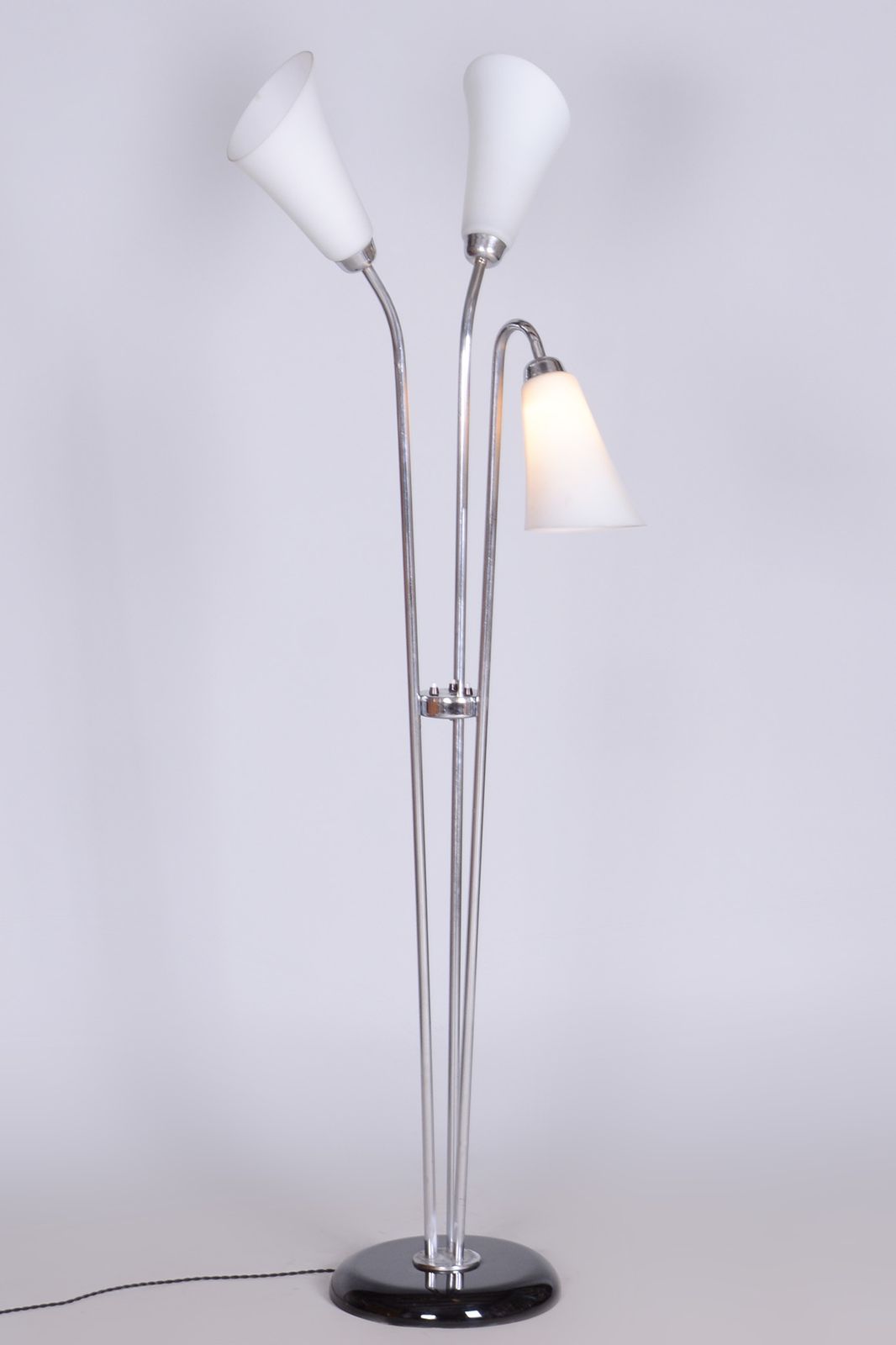1250.0 Restored Artdeco Floor Lamp, Chrome Plated Steel, Czechia, 1930s photo