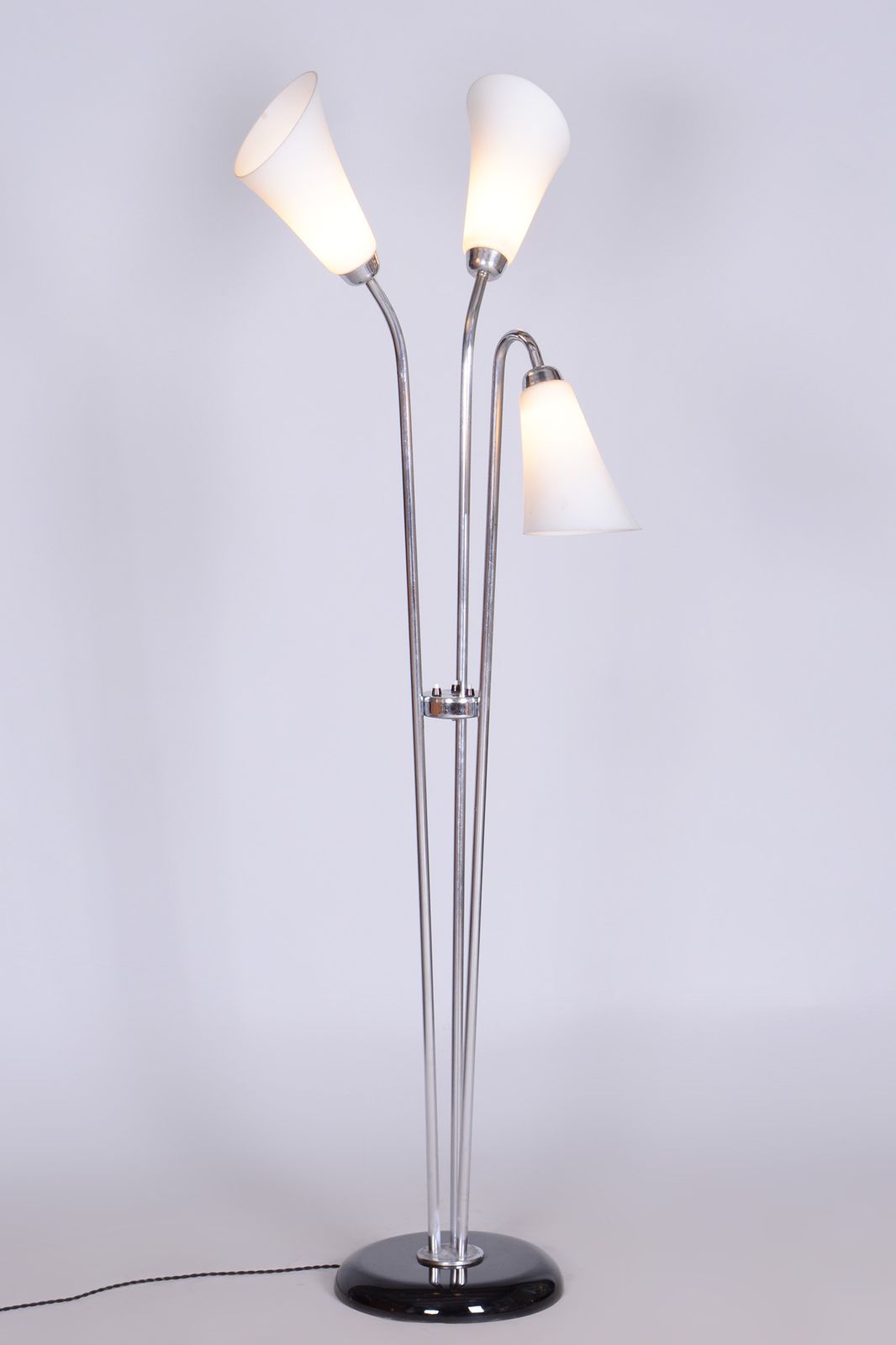 Restored Artdeco Floor Lamp, Chrome Plated Steel, Czechia, 1930s