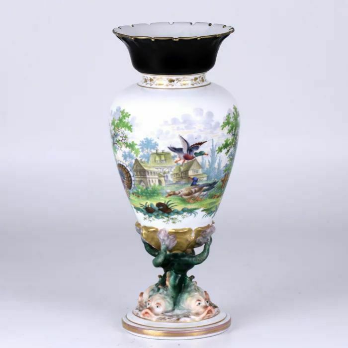 Vase "Hutschenreuther Kohenberg". Germany. 1914 1934. photo furniture