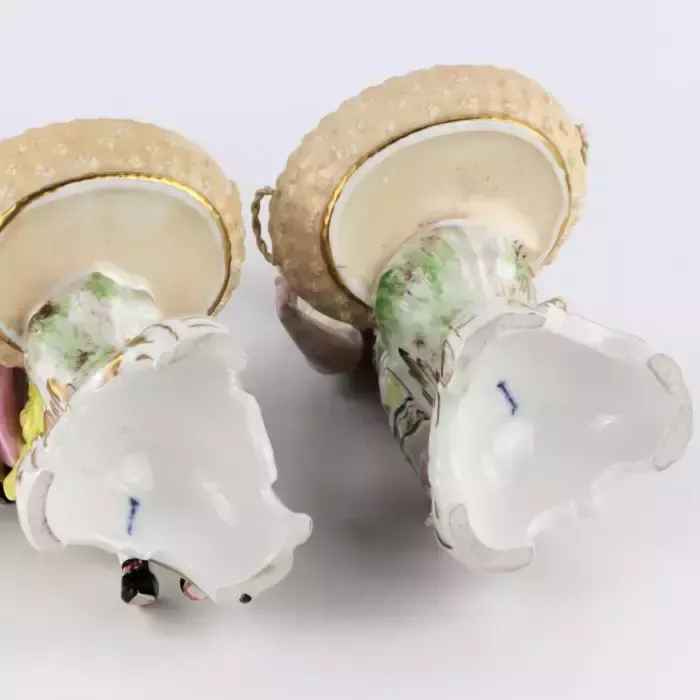 A Pair Of Kpm Porcelain Candy Bowls. "Winegrower And Gardener". photo for sale