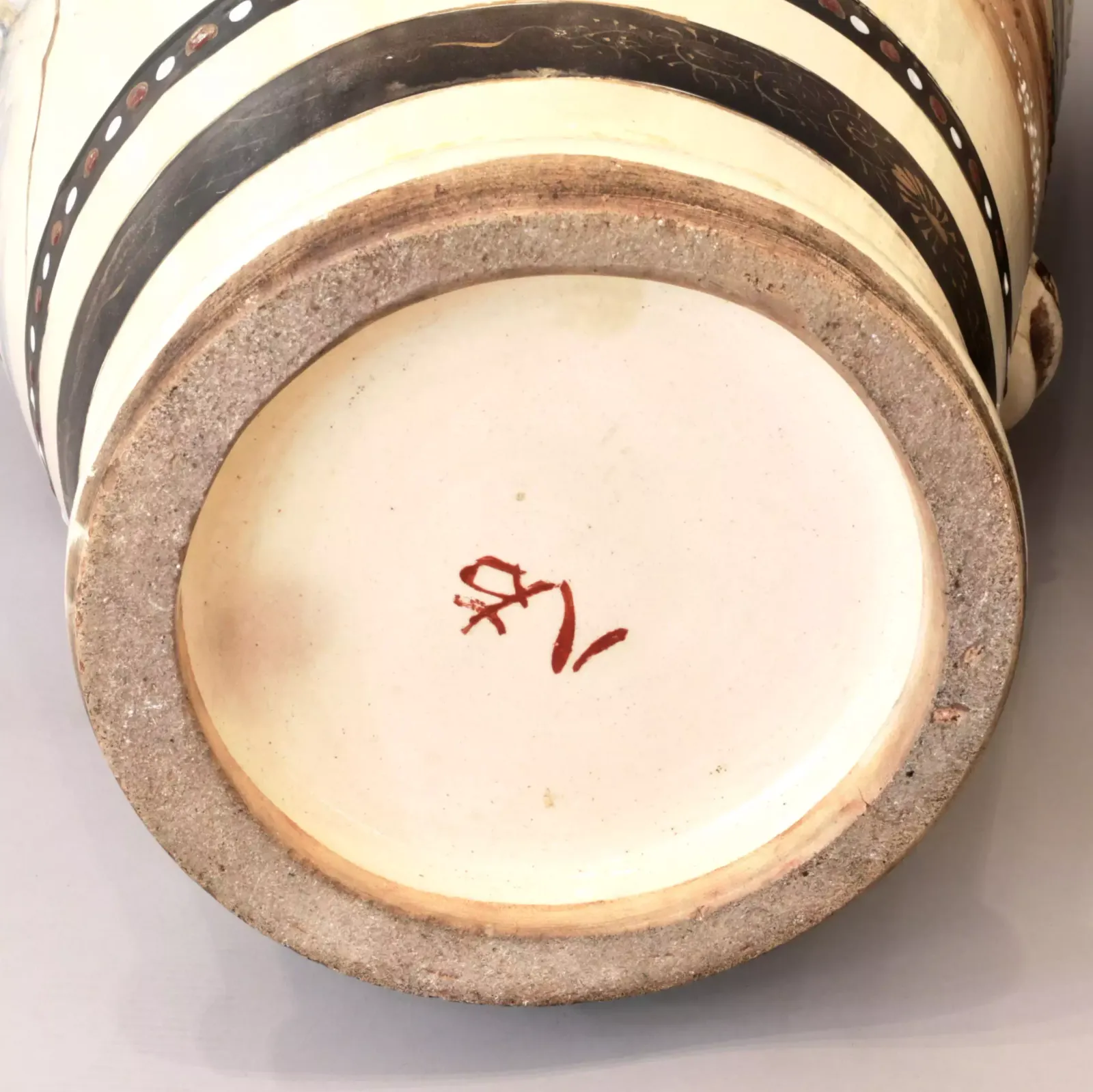 Pair Of Outdoor Japanese Satsuma Vases photo vinterior