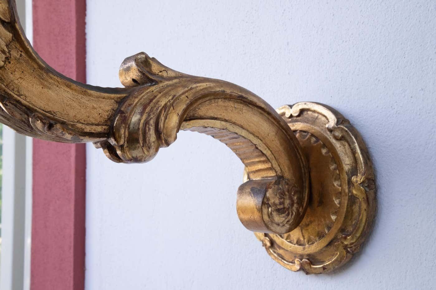 19th Century Classic Baroque Style Wall Lamp Gold Painted Wood, 1880 photo vintage