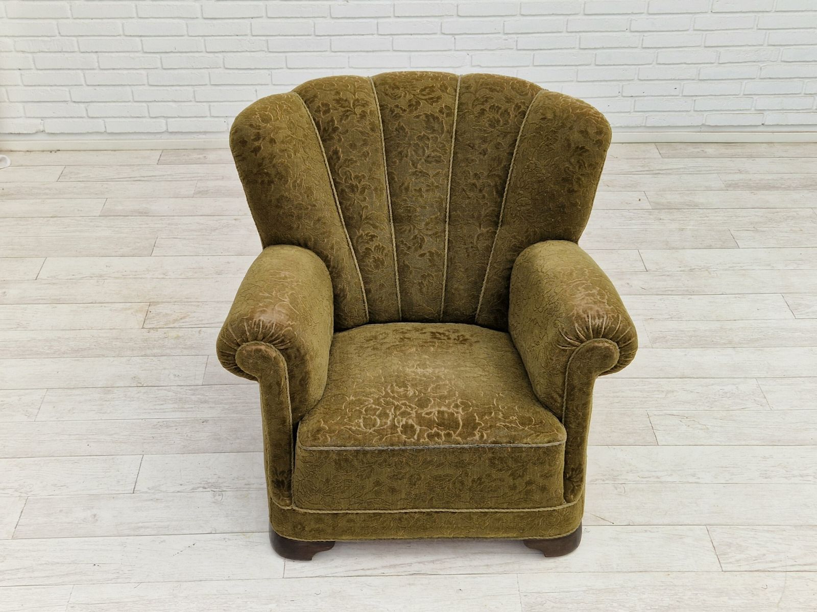 1950s, Danish Vintage Relax Chair In Green Fabric, Original Condition. photo vintage