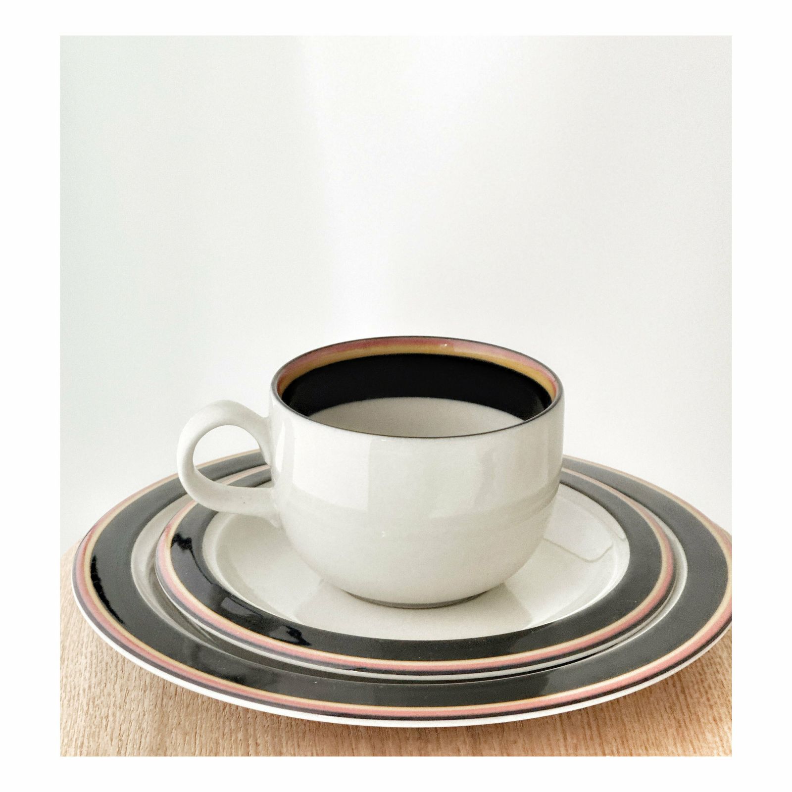 Arabia Reimari Coffee Setting + Mug Design, Inkeri Leivo. 1980's. Finland Scandinavian Design