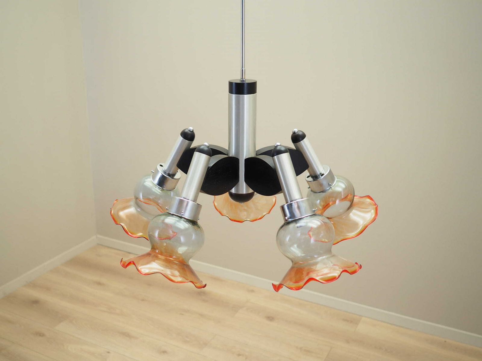 Chandelier, Italian Design, 1970s, Manufacture: Italy photo vinterior