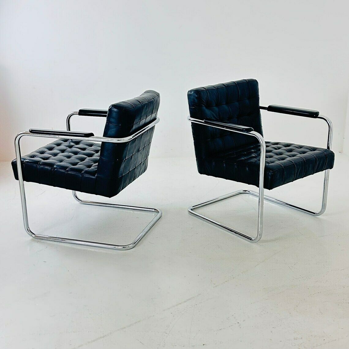 Set Of Tow Bauhaus Black Leather Loung Chairs 1980s photo for sale
