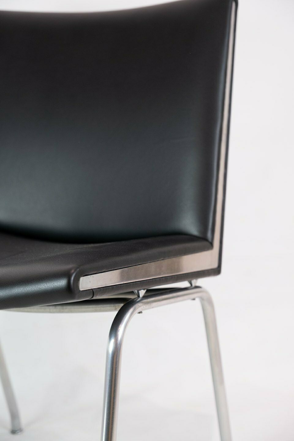 Kastrup Chair Model Ch401 In Black Leather By Hans J. Wegner For Carl Hansen & Søn From 1990s photo Furniture