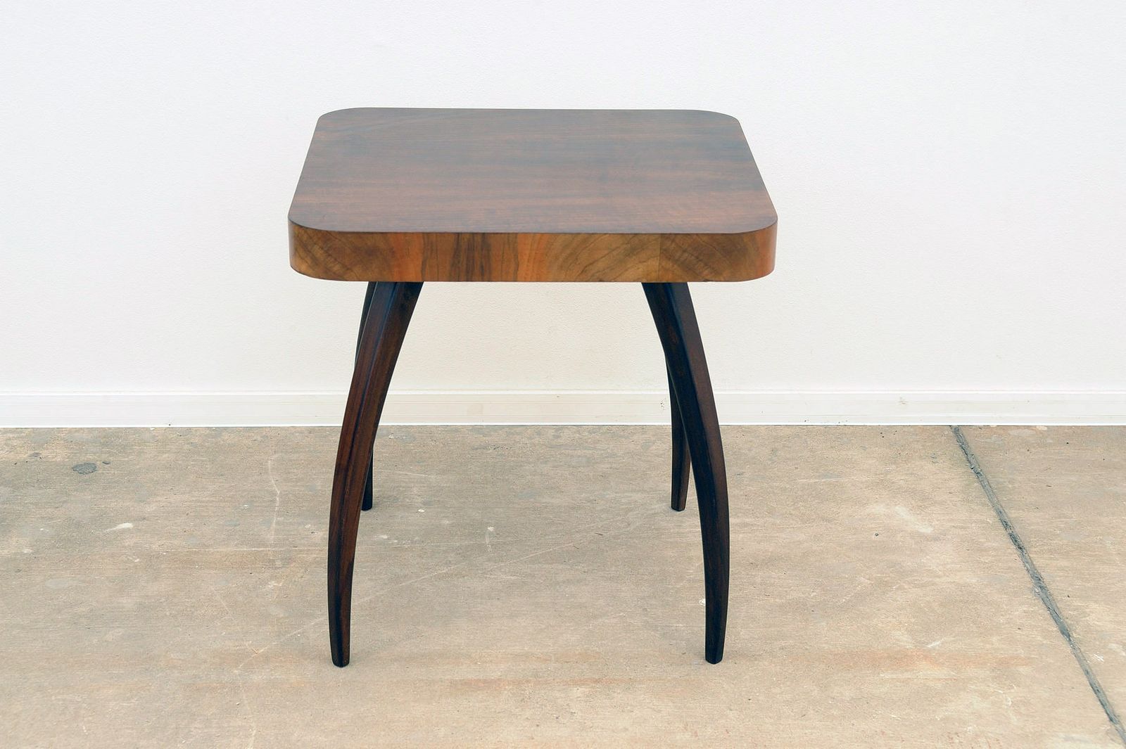 photo vinterior Fully Renovated Walnut Spider Table H259 By Jindřich Halabala, 1950´S
