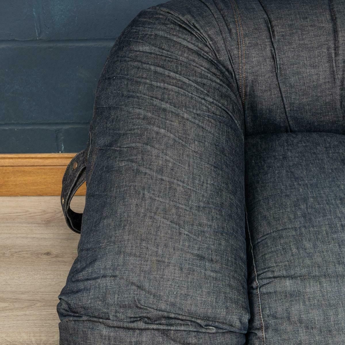 photo furniture An Italian "Anfibio" Sofa Bed By Alessandro Becchi For Giovannetti Collezioni