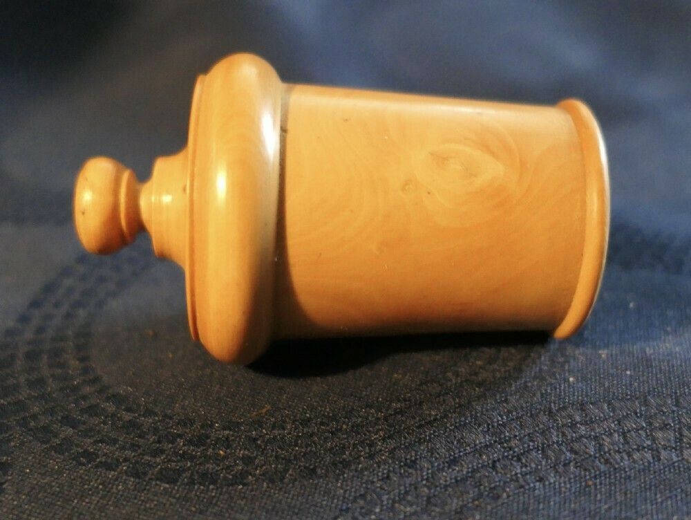 19th Century Treen Measure And Thread Dispenser In Sycamore photo 474.0