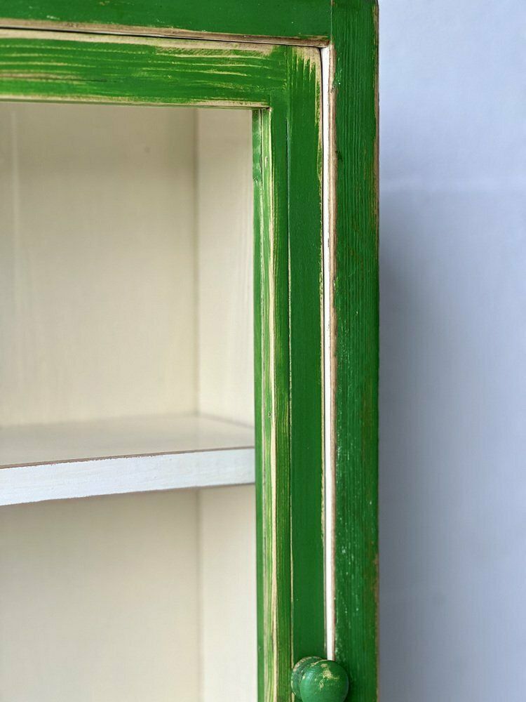 380.0 Vintage Wandkast Met Glazen Deur photo