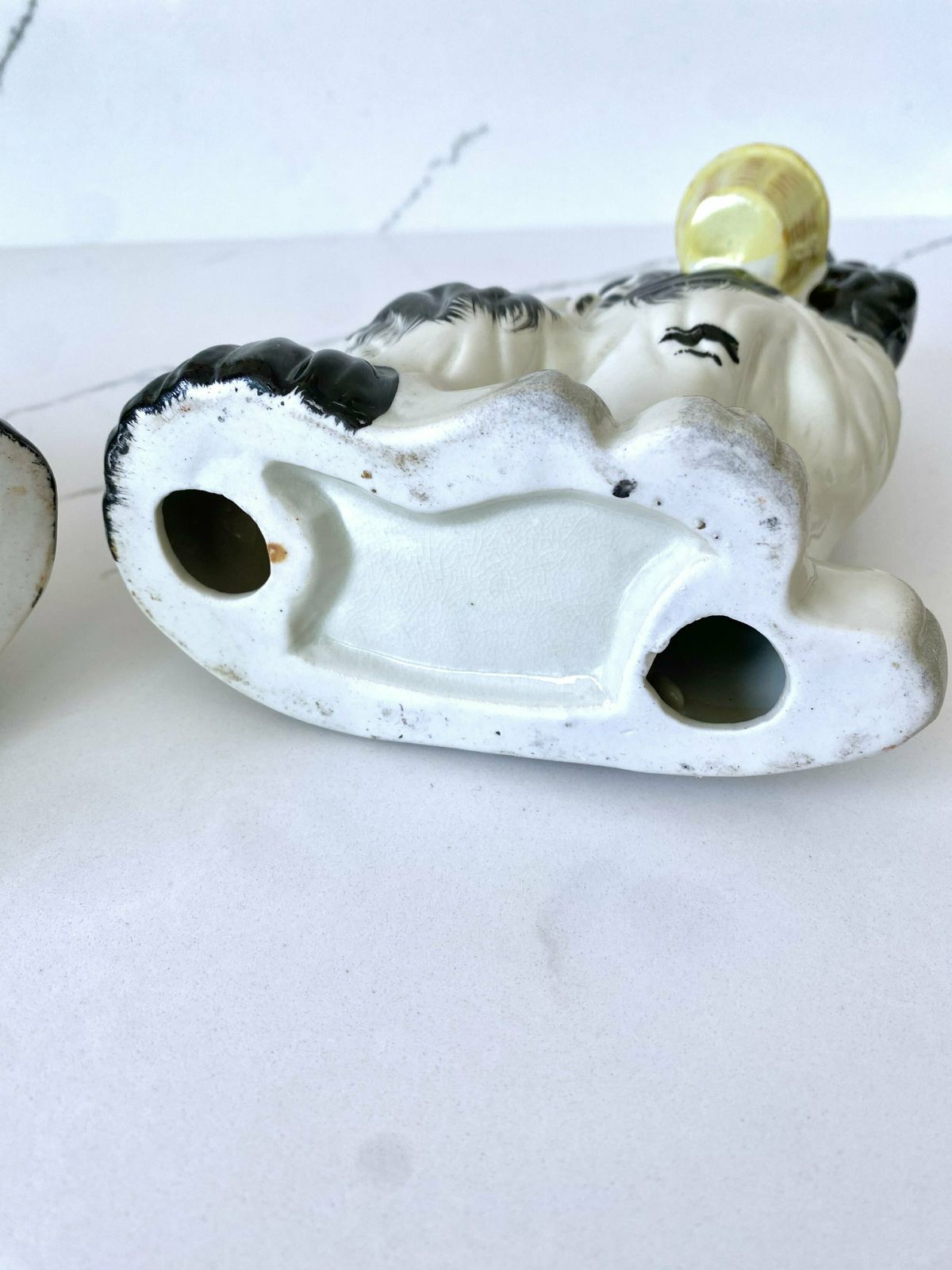 photo furniture Pair Of Antique Pottery Mantle Dogs With Baskets Of Flowers