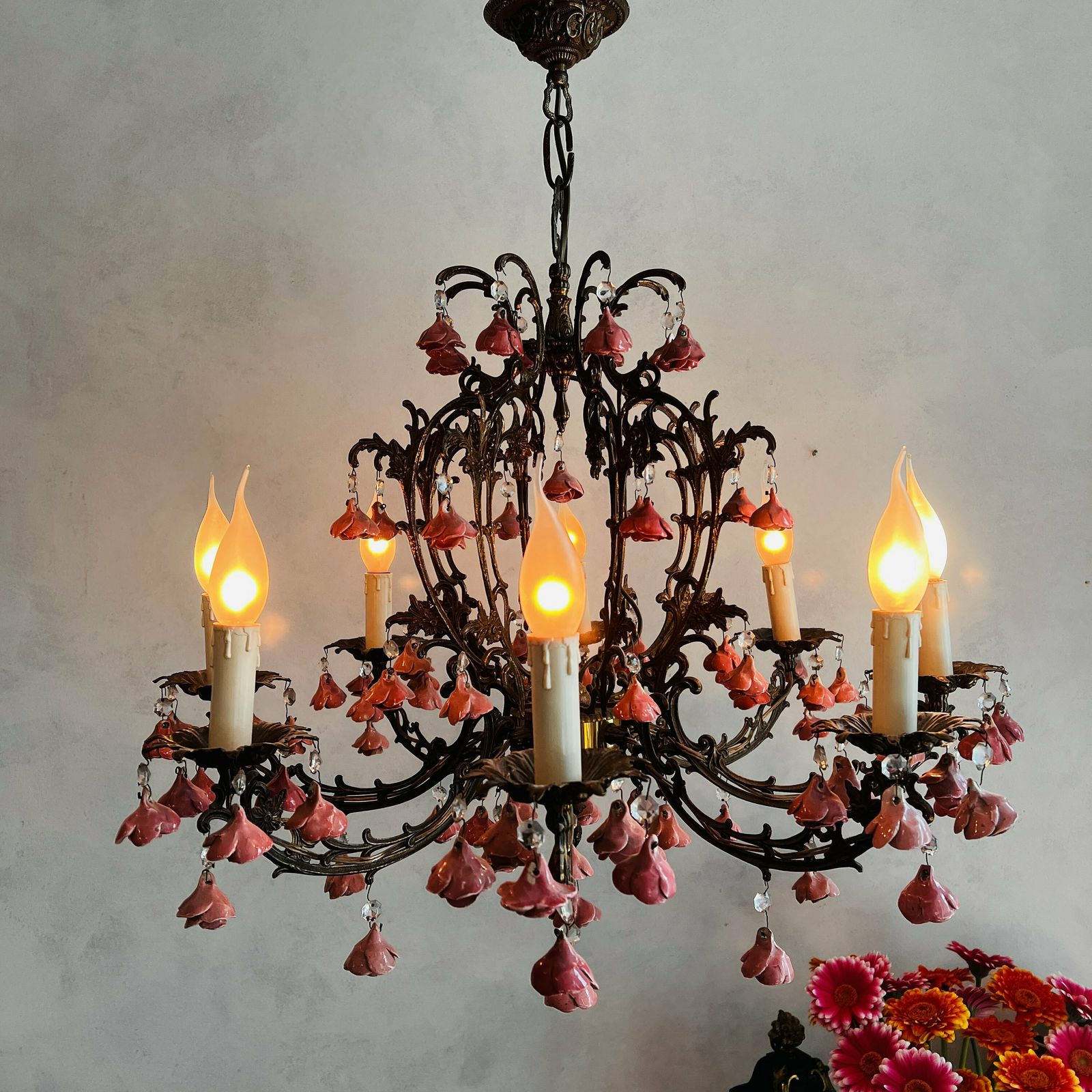 Vintage Floral Chandelier   Stunning Eight Arm Chandelier With Vintage Charm And Beautiful Pink Roses, Ideal For Home Lighting photo vinterior