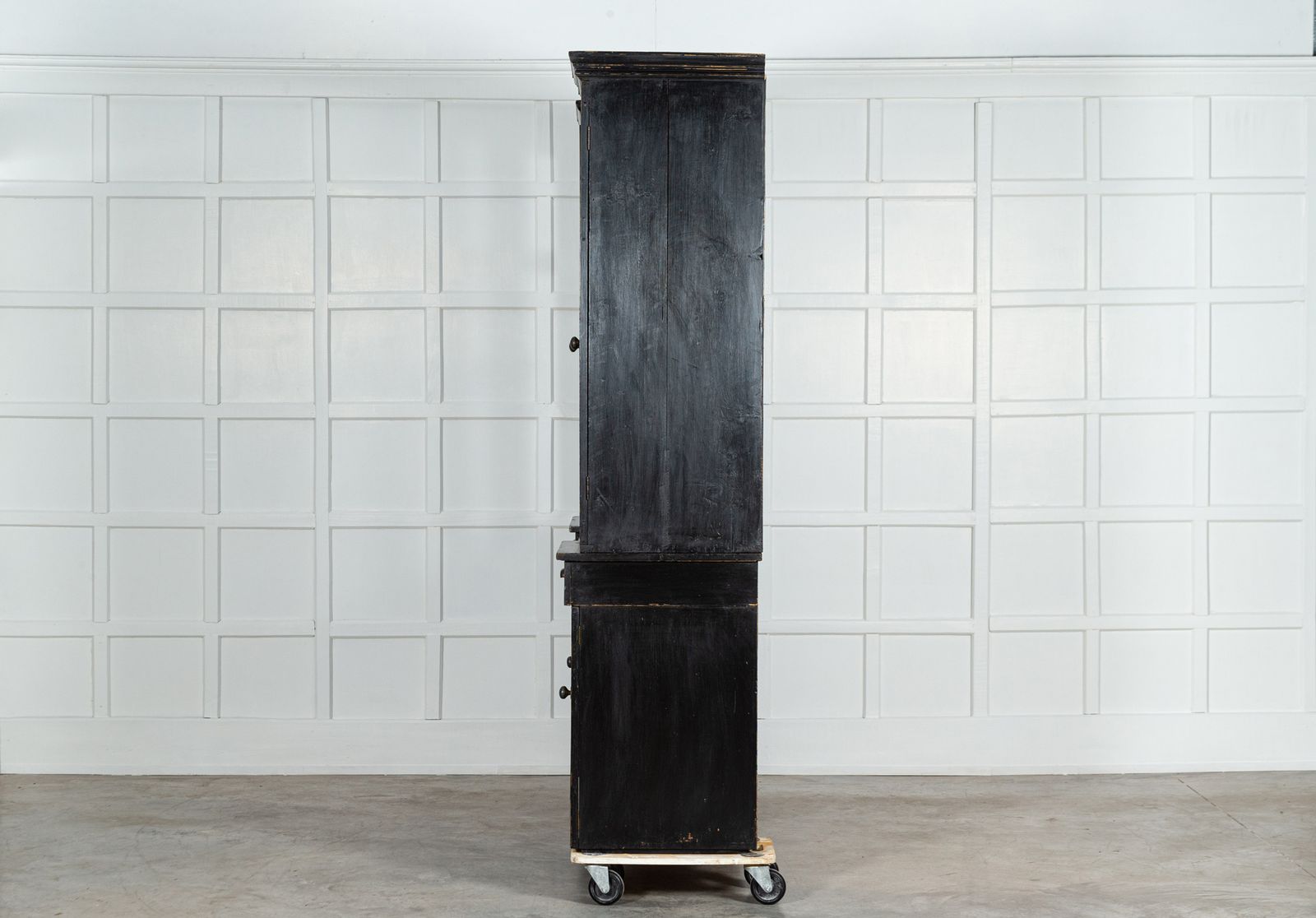 photo furniture 19thc English Pine Breakfront Housekeepers Cabinet