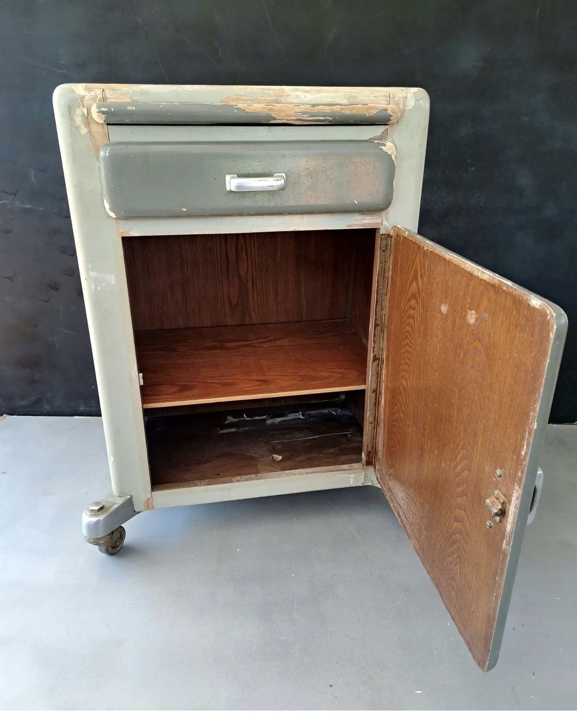 Small Drawers / Filing Cabinet On Wheels Industrial Design photo furniture