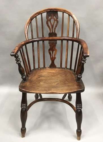 Good C19th Pair Of Burr Yew And Elm Windsor Armchairs photo 3080.0