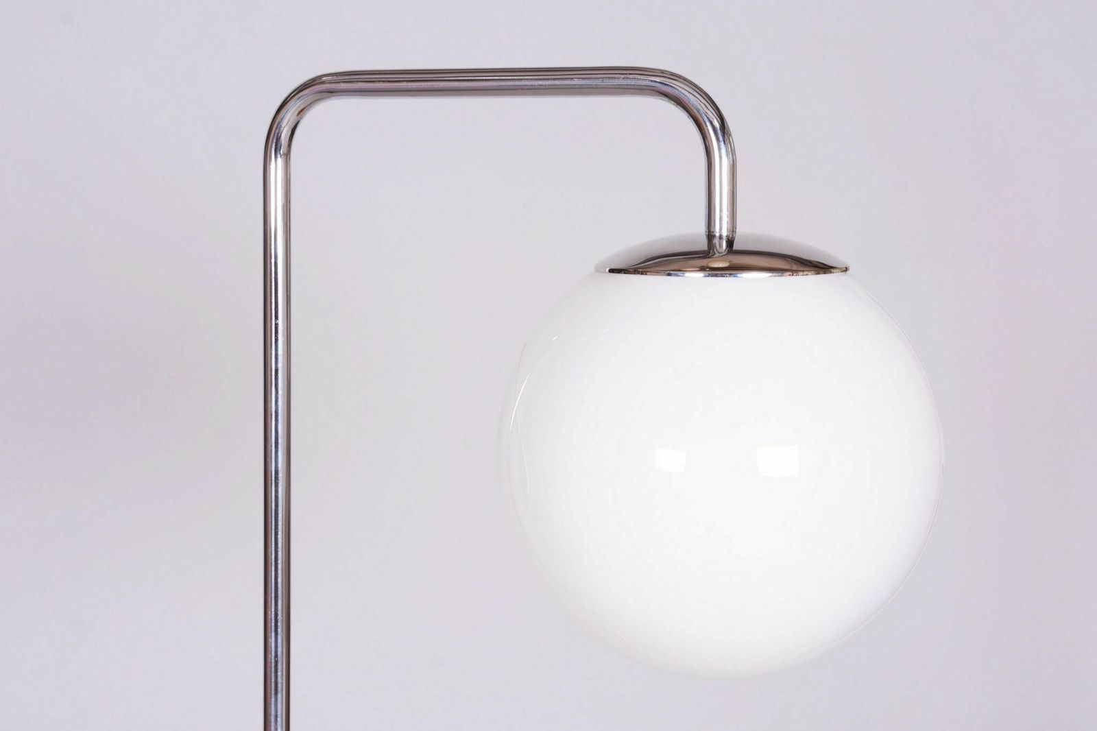 Restored Bauhaus Floor Lamp, Hynek Gottwald, Chrome Plated Steel, Czechia photo vinterior