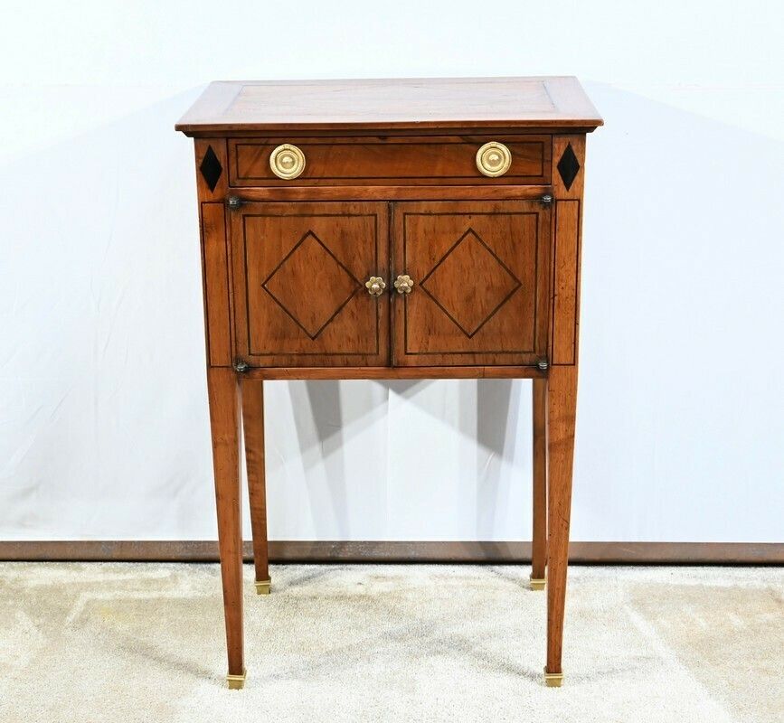 Small Living Room Furniture In Walnut, Transition Louis XVI / Directoire Style   1st Part XIX
