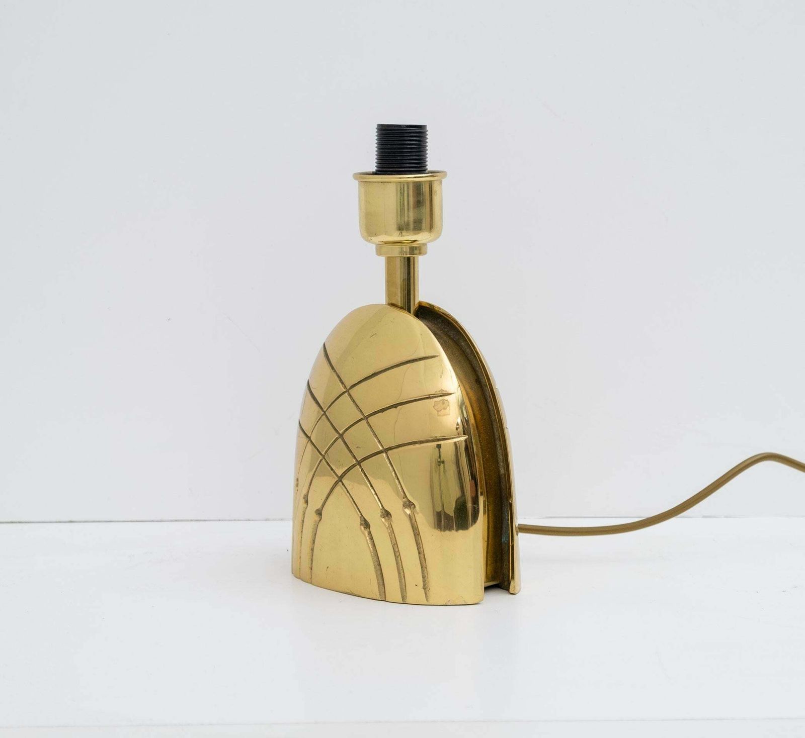 Pair Of Mid Century Modern Italian Brass Table Lamps, 1970s photo vinterior