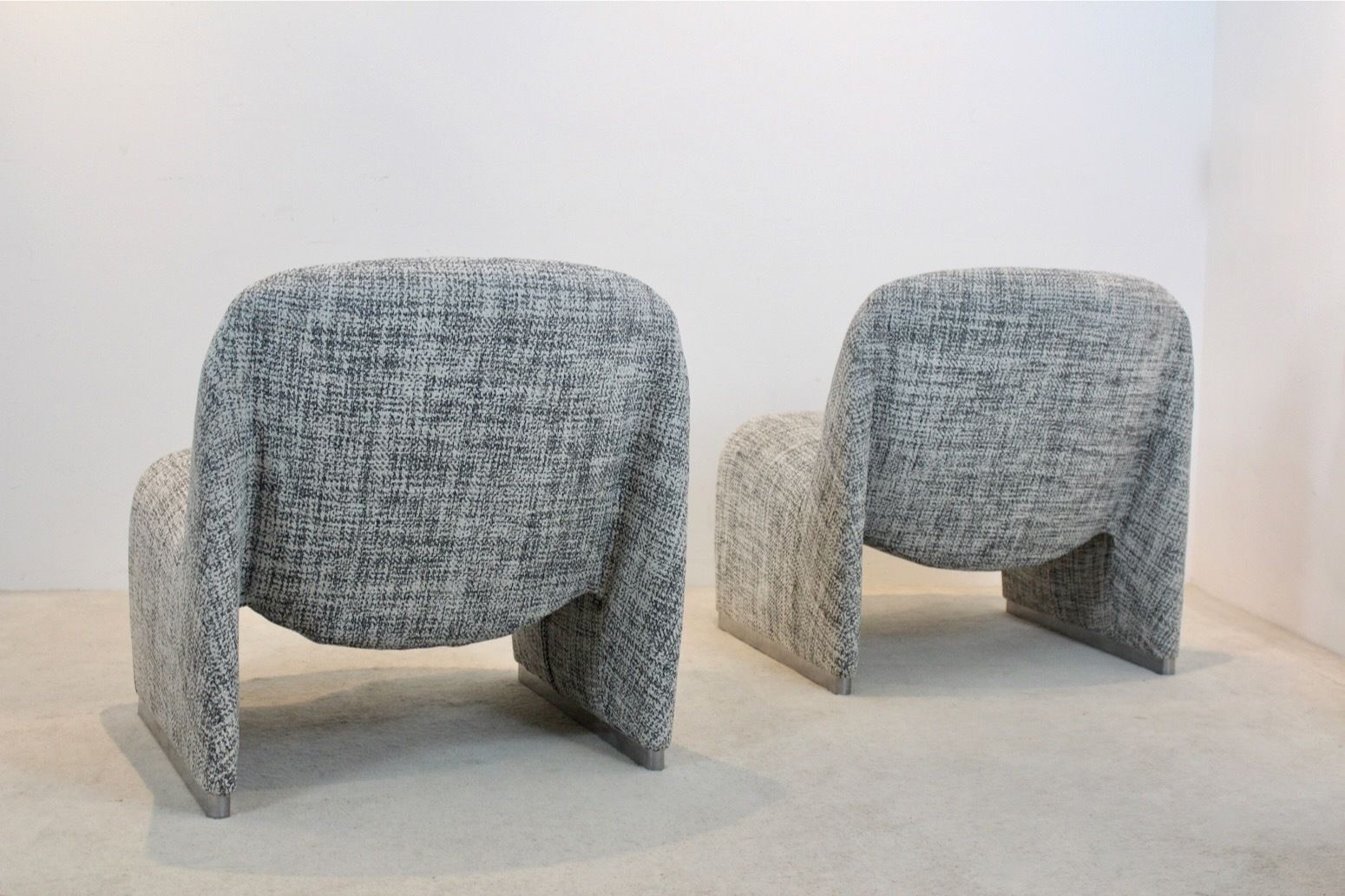 Pair Of Artifort Alky Chairs By Giancarlo Piretti photo buy