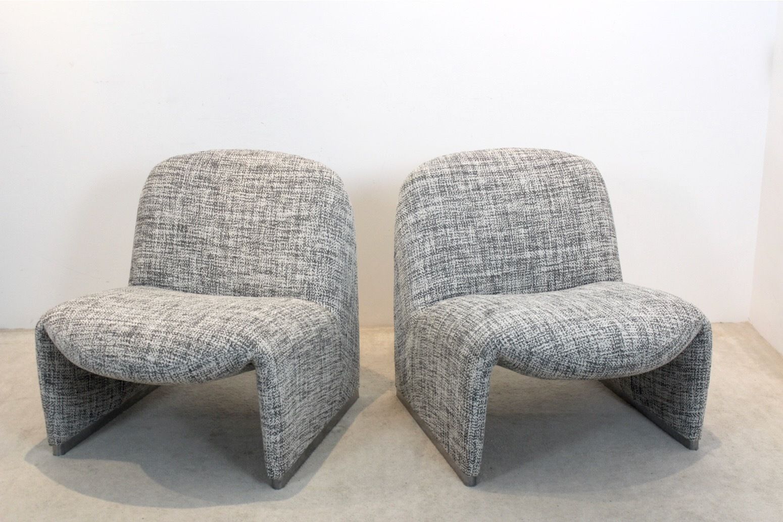 5164.0 Pair Of Artifort Alky Chairs By Giancarlo Piretti photo