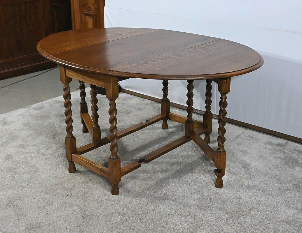 Gatelag Table In Solid Oak, England – 1920 photo 1977.6