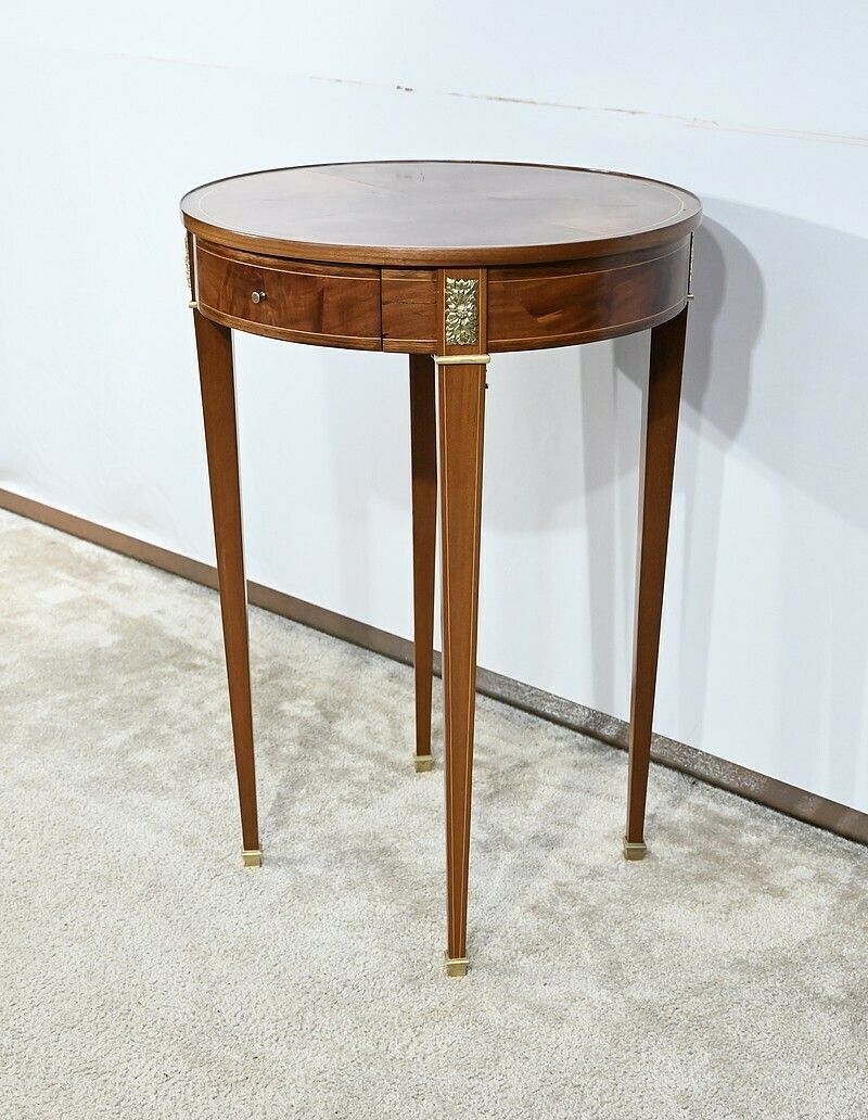 Pedestal Table In Light Mahogany Louis XVI / Directoire – 19th Century photo for sale