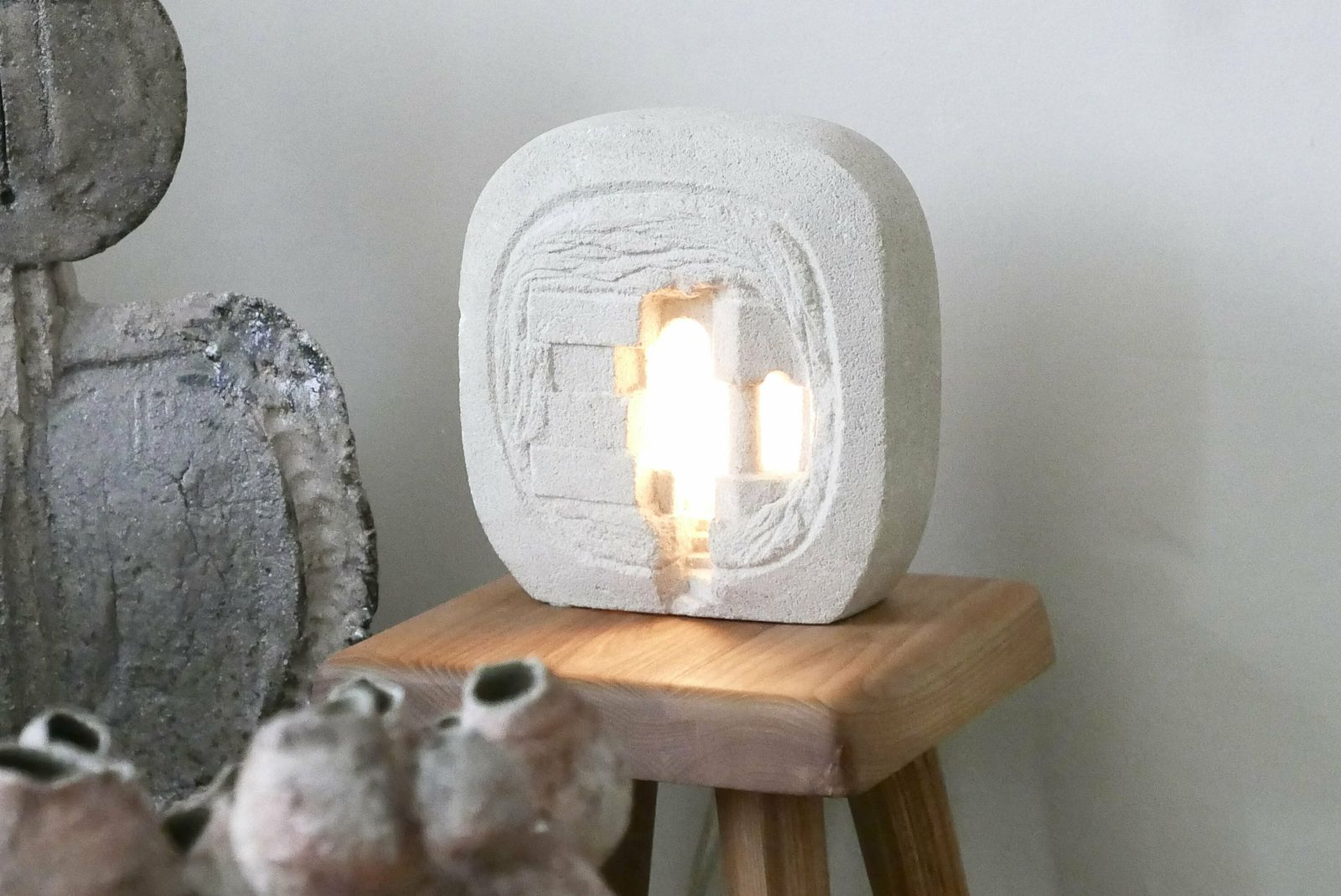 French Architectural And Sculptural Stone Lamp By Arsène Galisson, 1960s / Table Lamp, Carved, Column, Architecture photo for sale