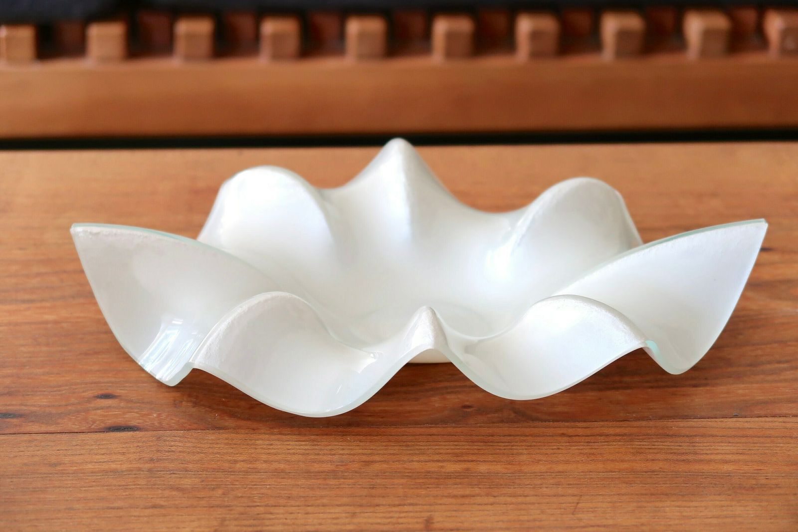 Coupe en verre française signée Pierre Cardin, années 1970 / Coquille, sculpture, vide-poche, art photo furniture