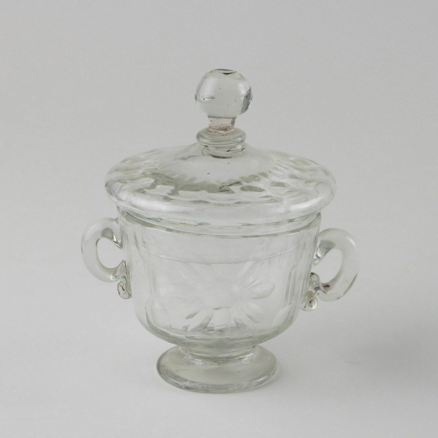 Cup And Small Vase In Murano Glass Italy XVIII Century photo for sale