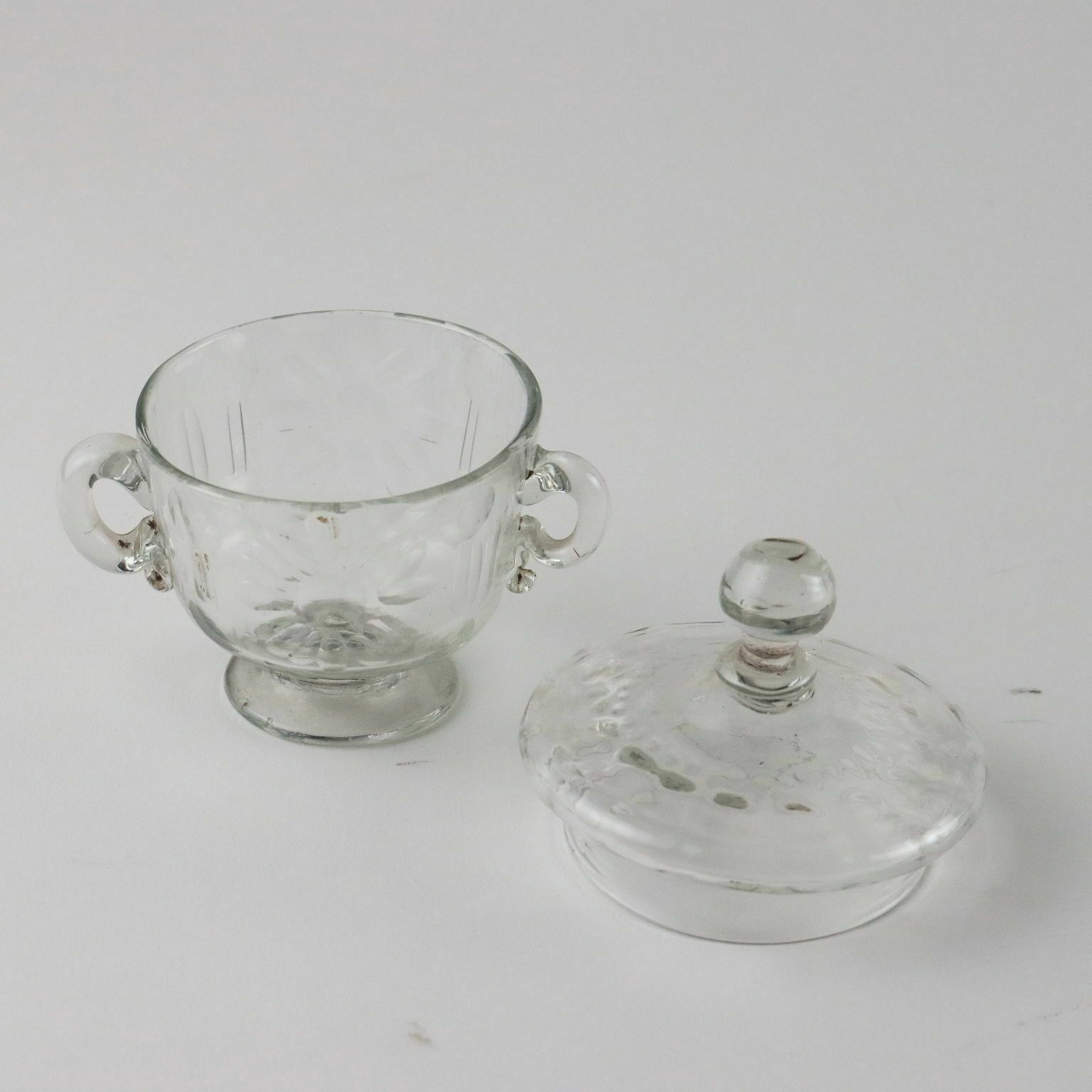 Cup And Small Vase In Murano Glass Italy XVIII Century photo 948.3