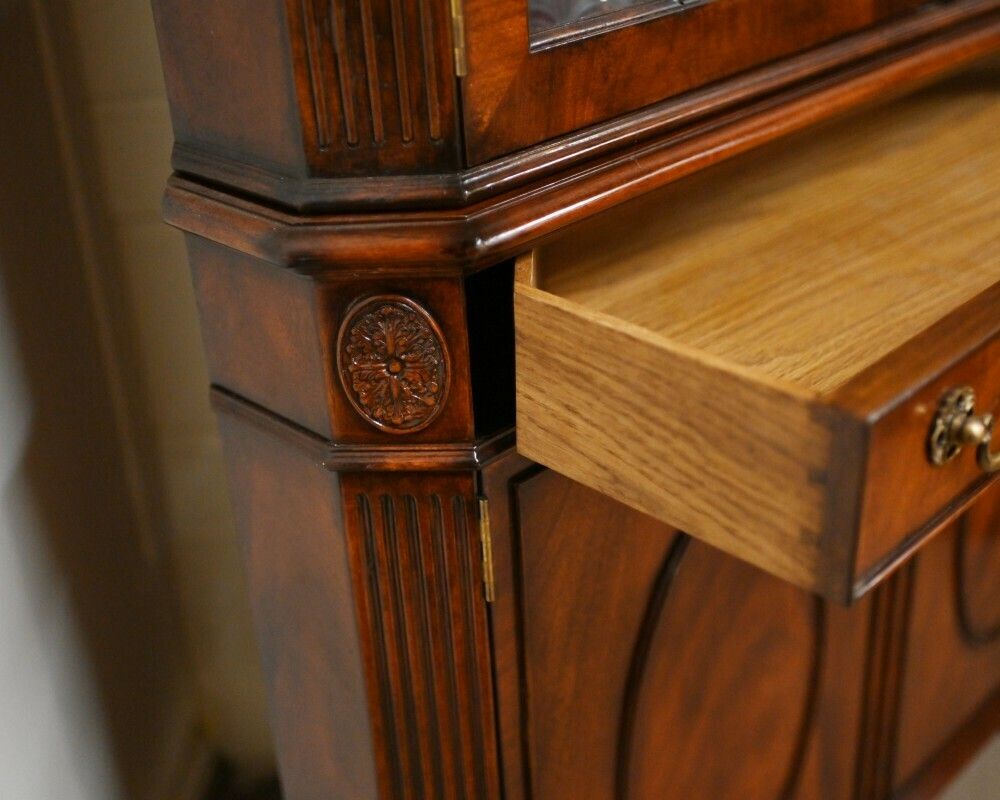 photo furniture Victorian Corner Cabinet Mahogany Bookcase Glazed