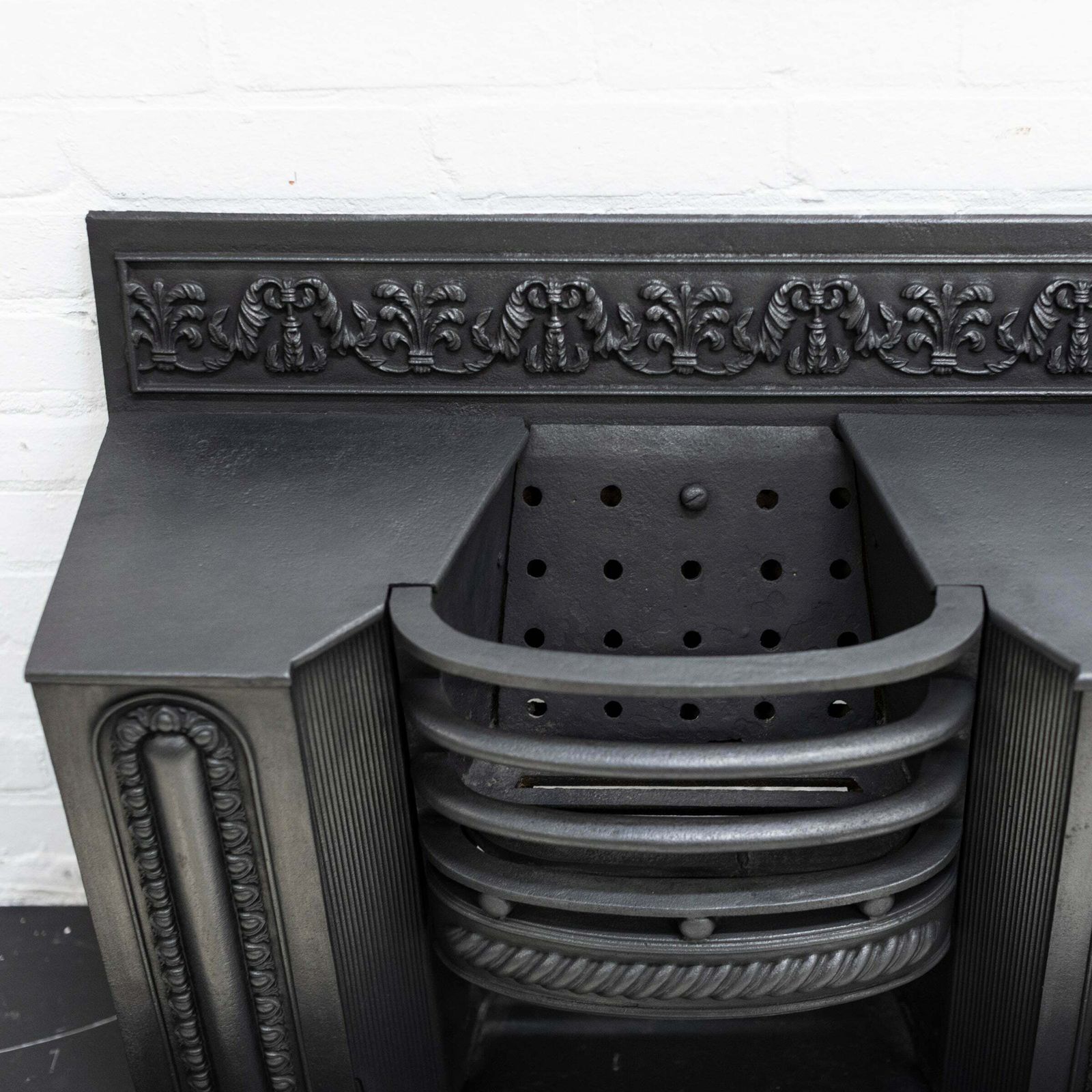 Antique Georgian Cast Iron Hob Grate photo 1200.0