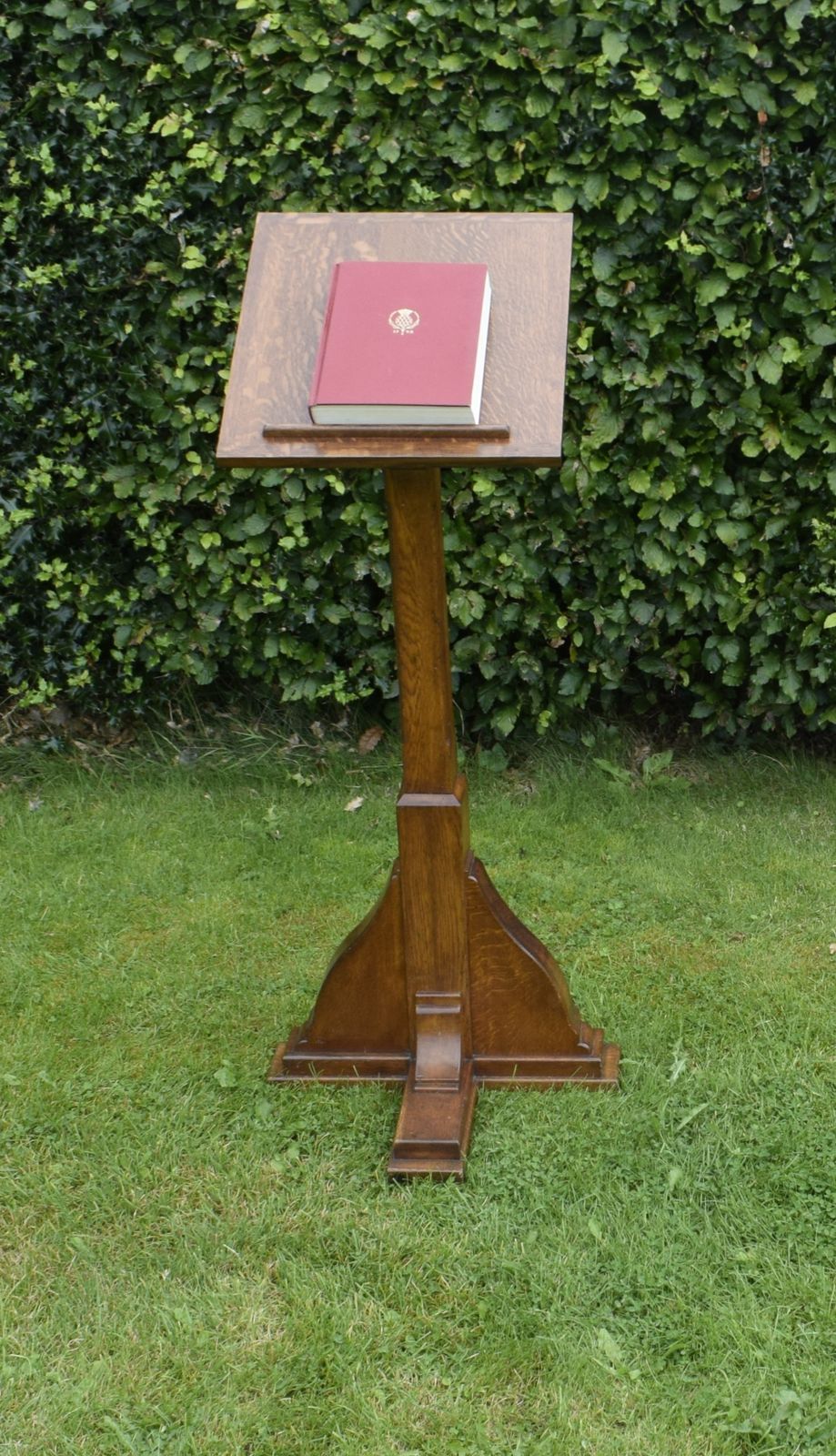 Early 20th Century Oak Lectern photo for sale