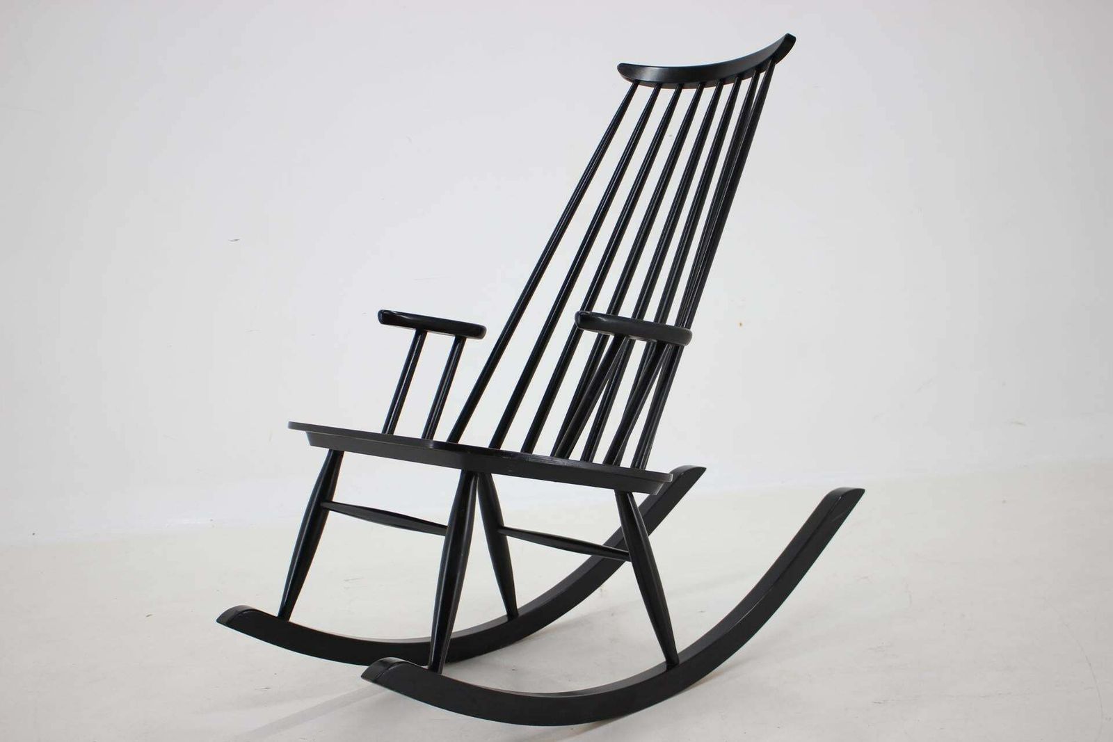 1960s Varjosen Puunjalostus Beech Rocking Chair, Finland photo 724.0