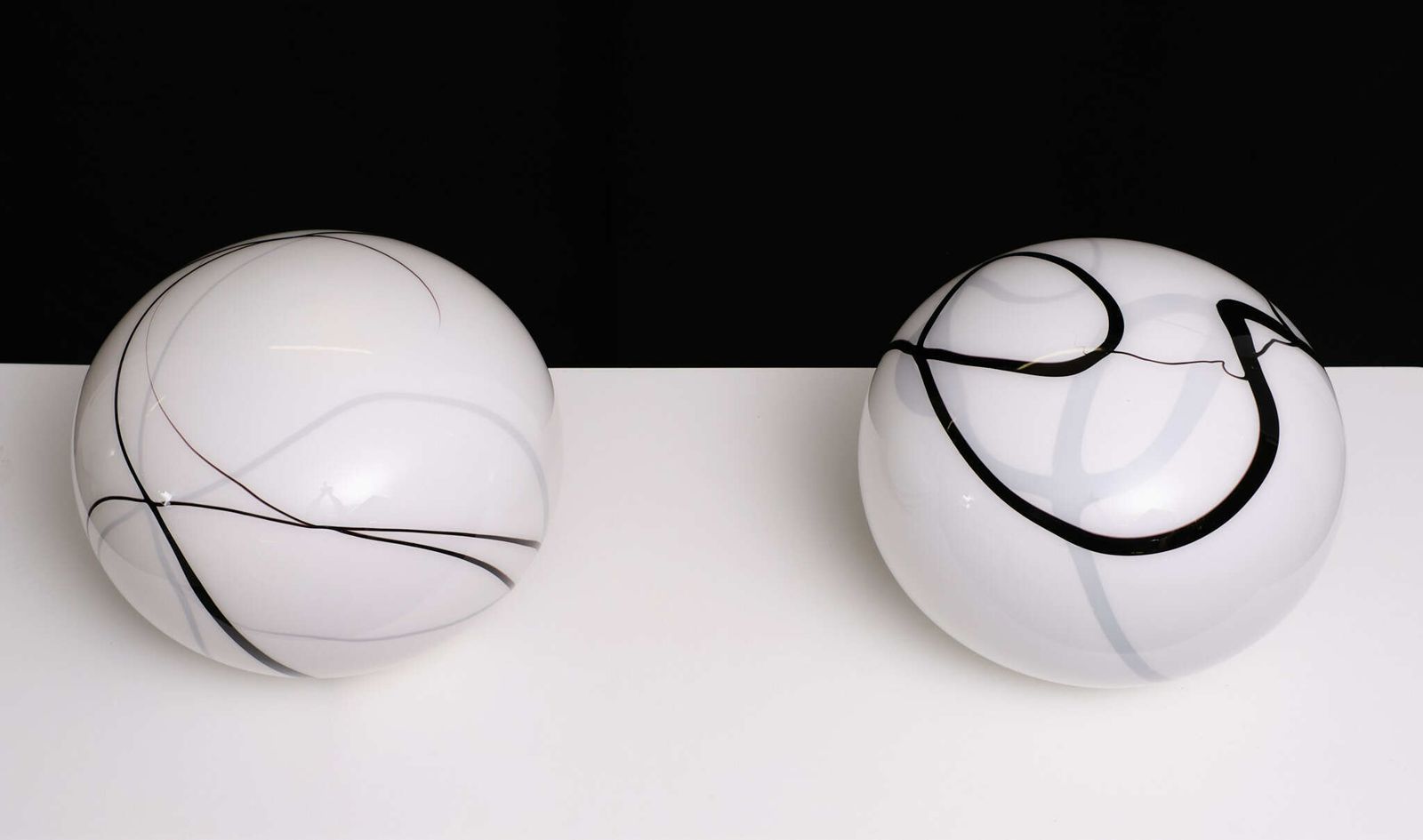 Xl Dutch Design By Zijlstra Tiel , Glass Zebra Table Lamps 1980s photo vinterior