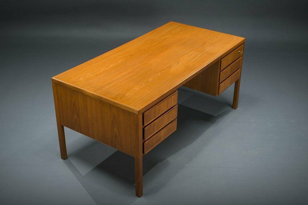 Vintage 77 Executive Desk By Gunni Omann For Omann Jun, 1960s photo 2116.9