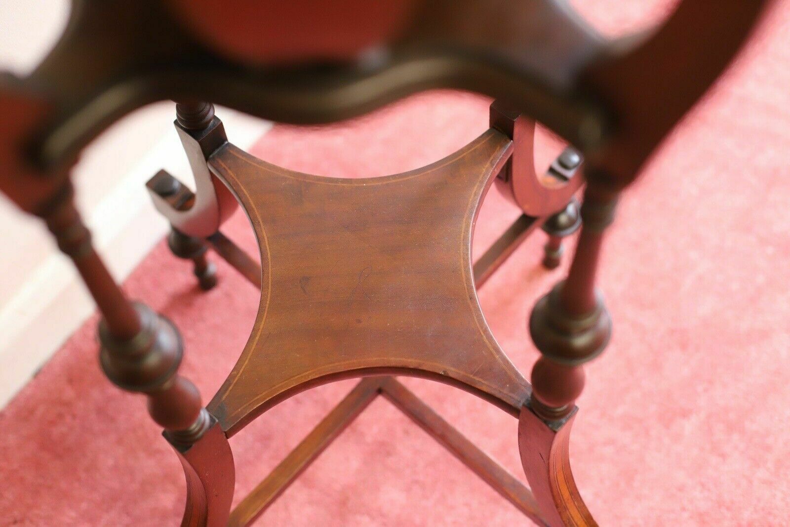 photo furniture Antique Edwardian Jardiniere Stand