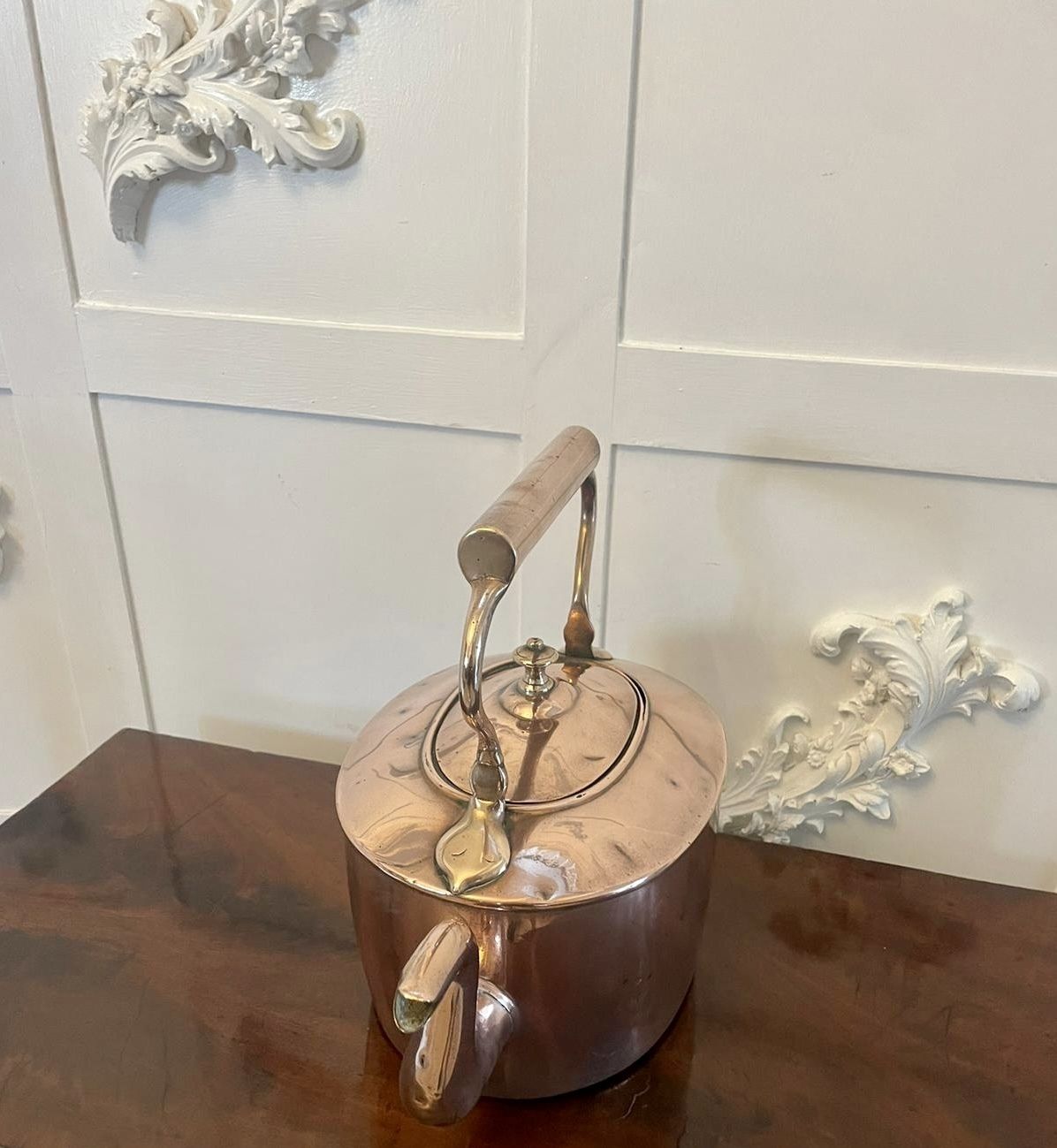 Large Antique George III Quality Oval Shaped Copper Kettle photo for sale