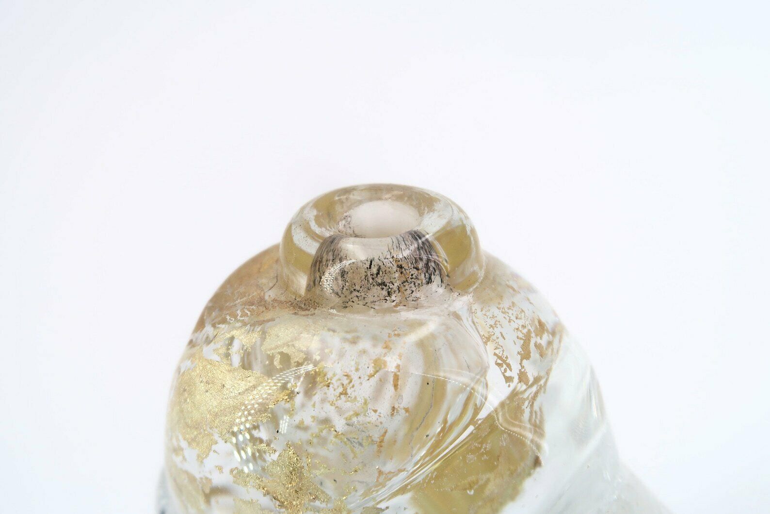 Flacon de parfum en verre d'artiste français par Fabienne Picaud, années 1990 / feuilles d'or, art, salle de bain photo 321.0